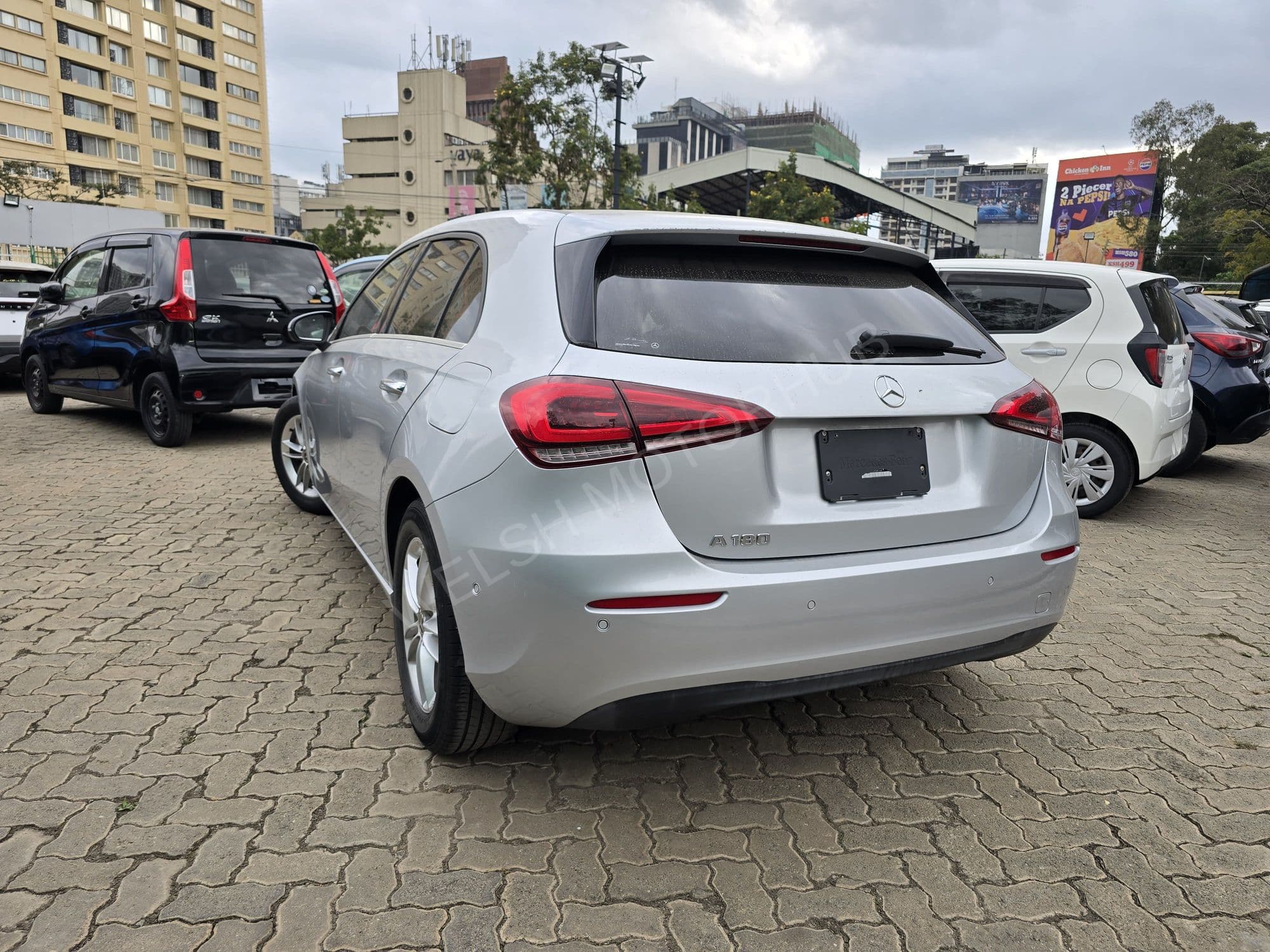 2019 Mercedes-Benz A180 1.3L Petrol Hatchback, photo 3