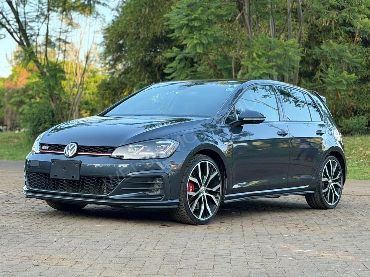 2019 Volkswagen Golf GTI MK7.5 2L Petrol Hatchback, photo 5