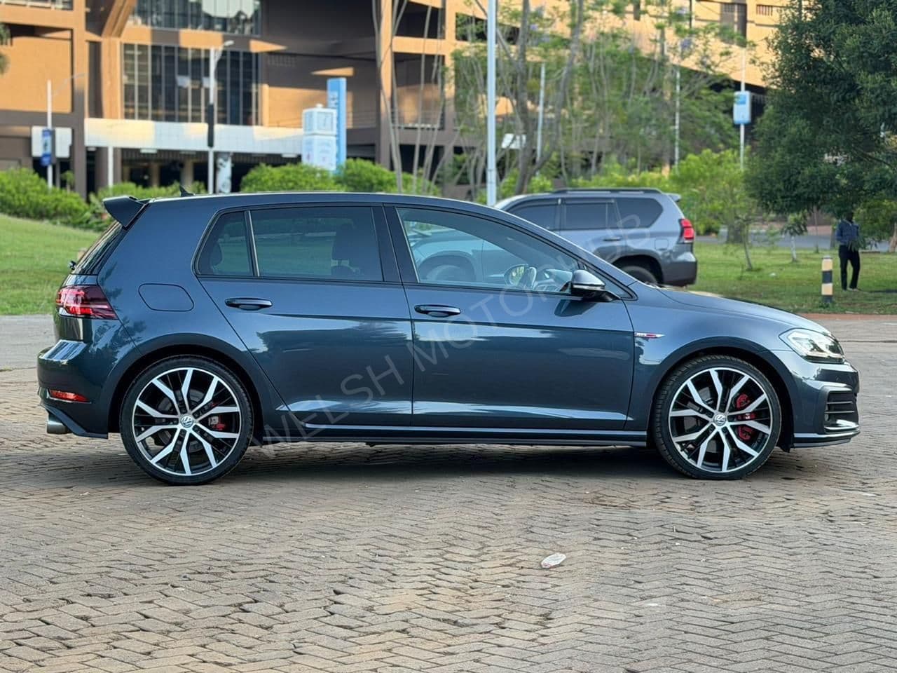 2019 Volkswagen Golf GTI MK7.5 2L Petrol Hatchback, photo 9