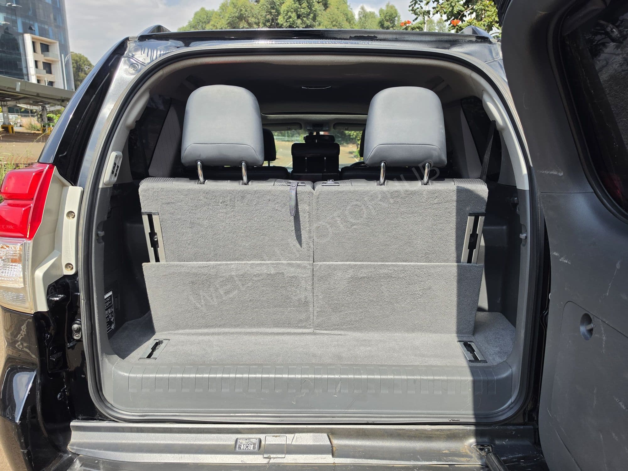 2011 Toyota Prado J150 TX 2.7L Petrol Sedan, photo 12