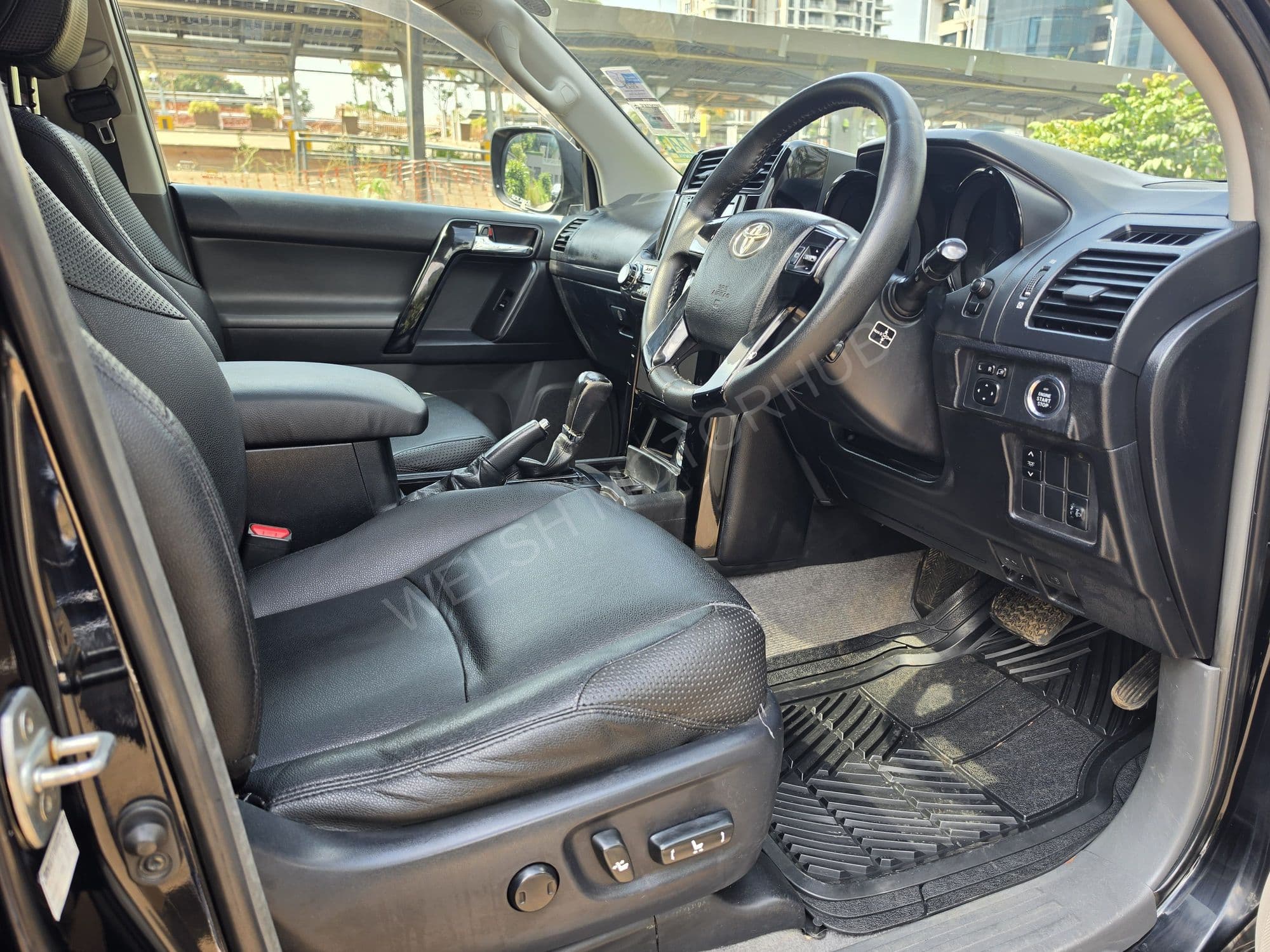 2011 Toyota Prado J150 TX 2.7L Petrol Sedan, photo 8