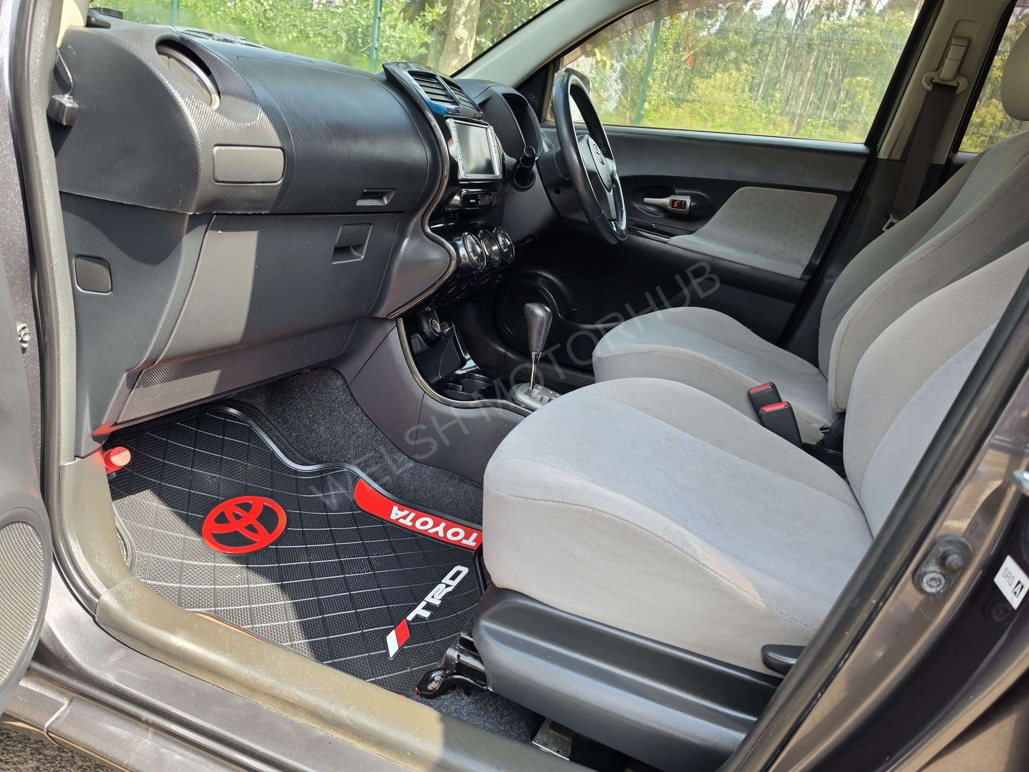 2007 Toyota IST 1.5L Petrol SUV, photo 13