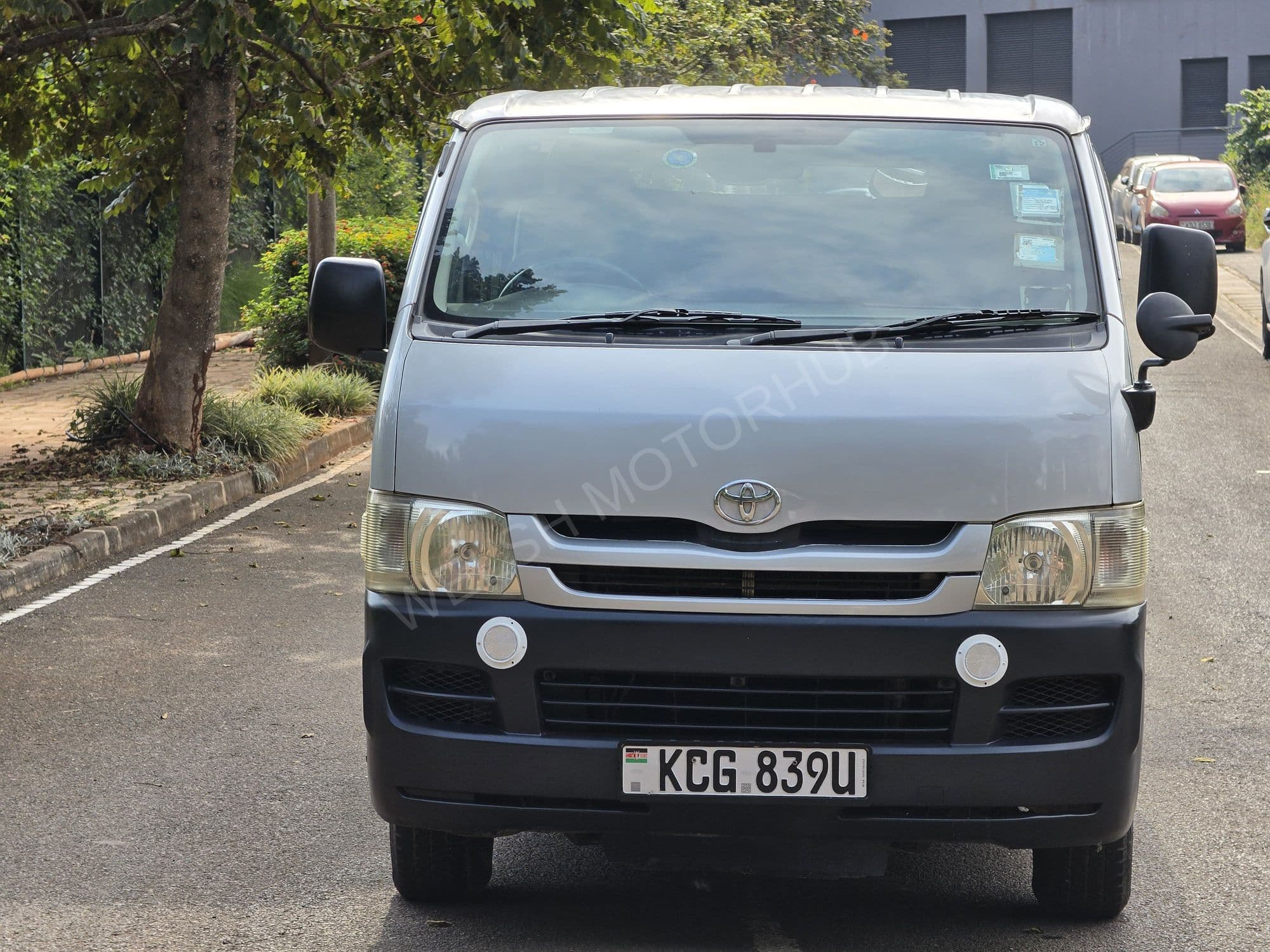 Toyota Hiace ( 7L )