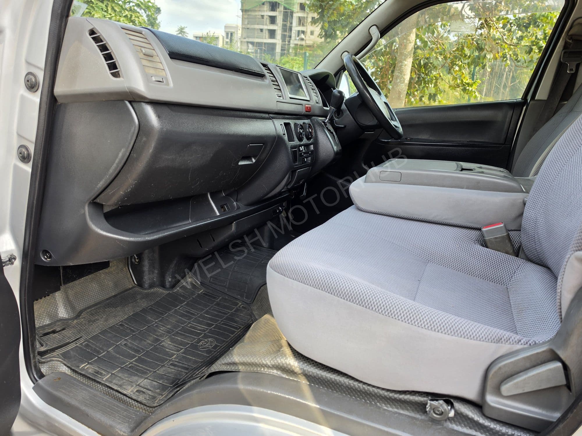 2008 Toyota Hiace 7L 2L Petrol MPV, photo 10