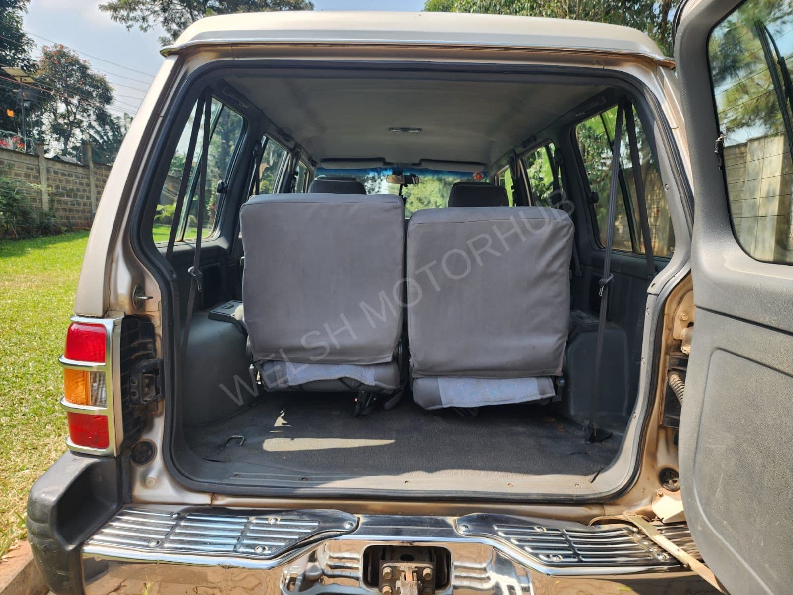 2004 Mitsubishi Pajero GLX 3L Petrol SUV, photo 9