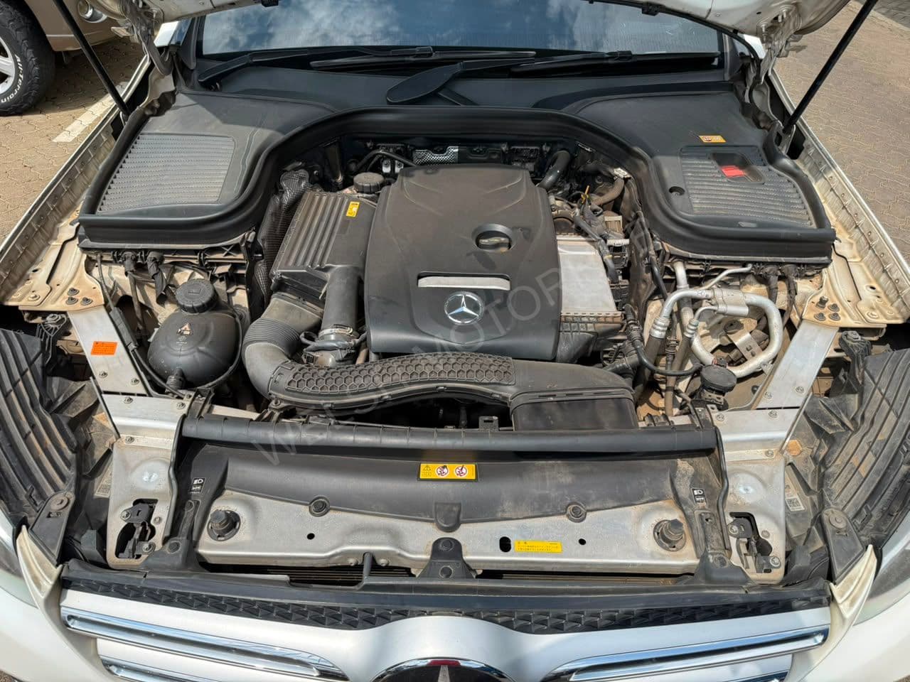 2016 Mercedes-Benz GLC250 4MATIC 2L Petrol SUV, photo 8