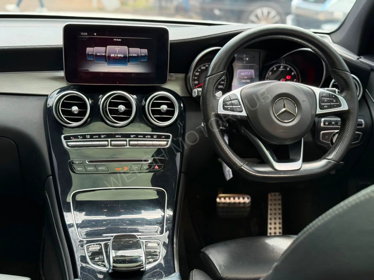 2016 Mercedes-Benz GLC250 4MATIC 2L Petrol SUV, photo 11