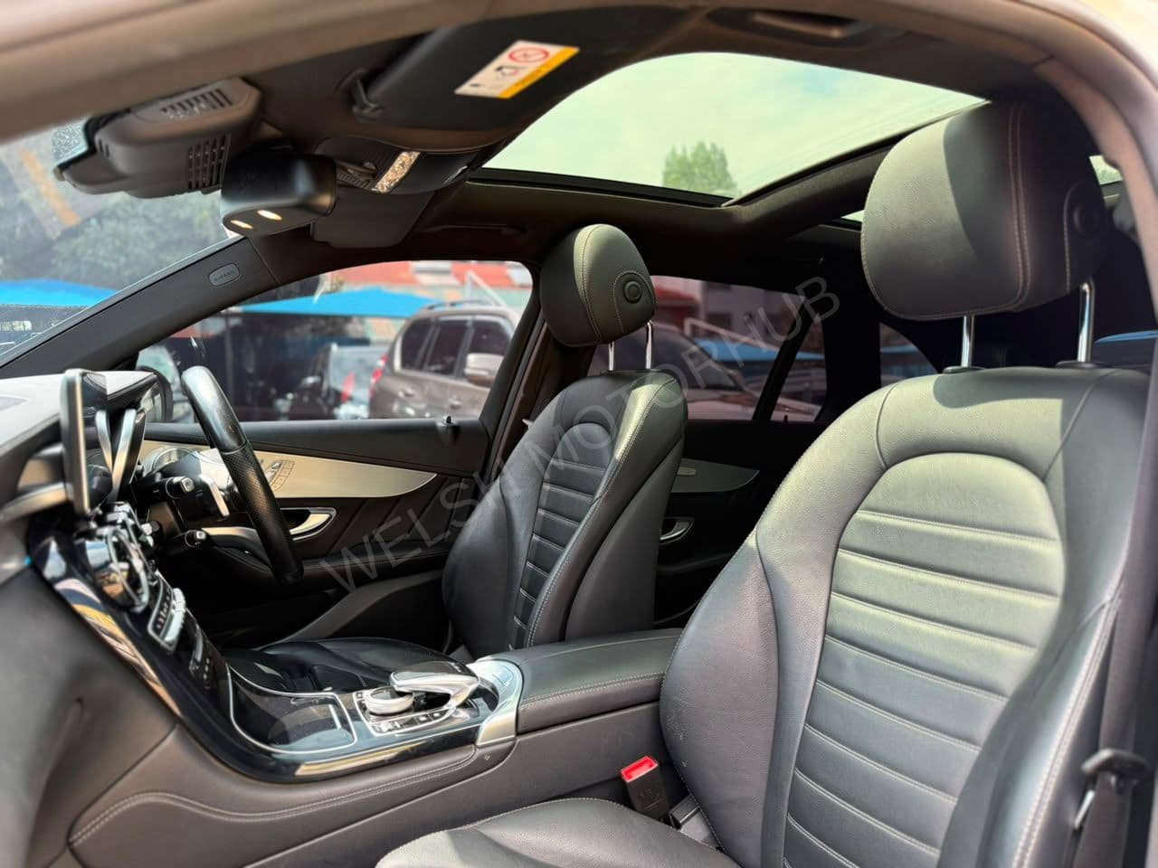 2016 Mercedes-Benz GLC250 4MATIC 2L Petrol SUV, photo 12