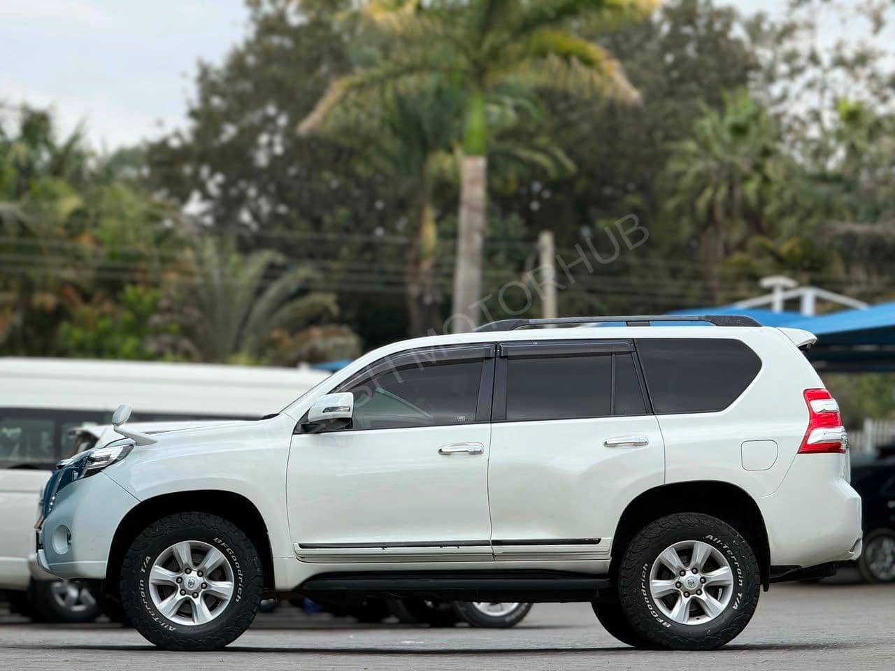2009 Toyota Land Cruiser Prado TX 2.7L Petrol SUV, photo 3