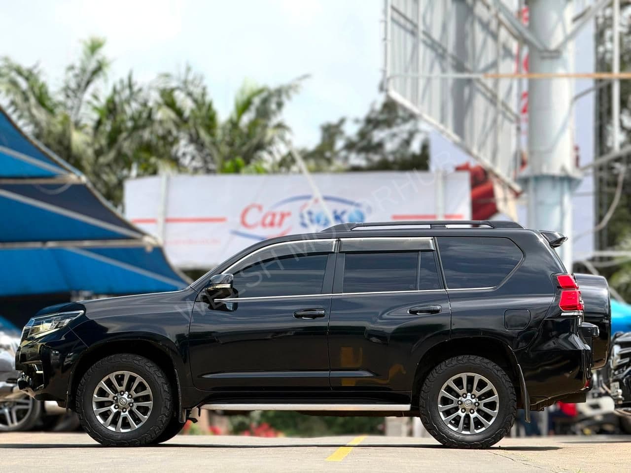 2018 Toyota Land Cruiser Prado VX-L 3L Diesel SUV, photo 3