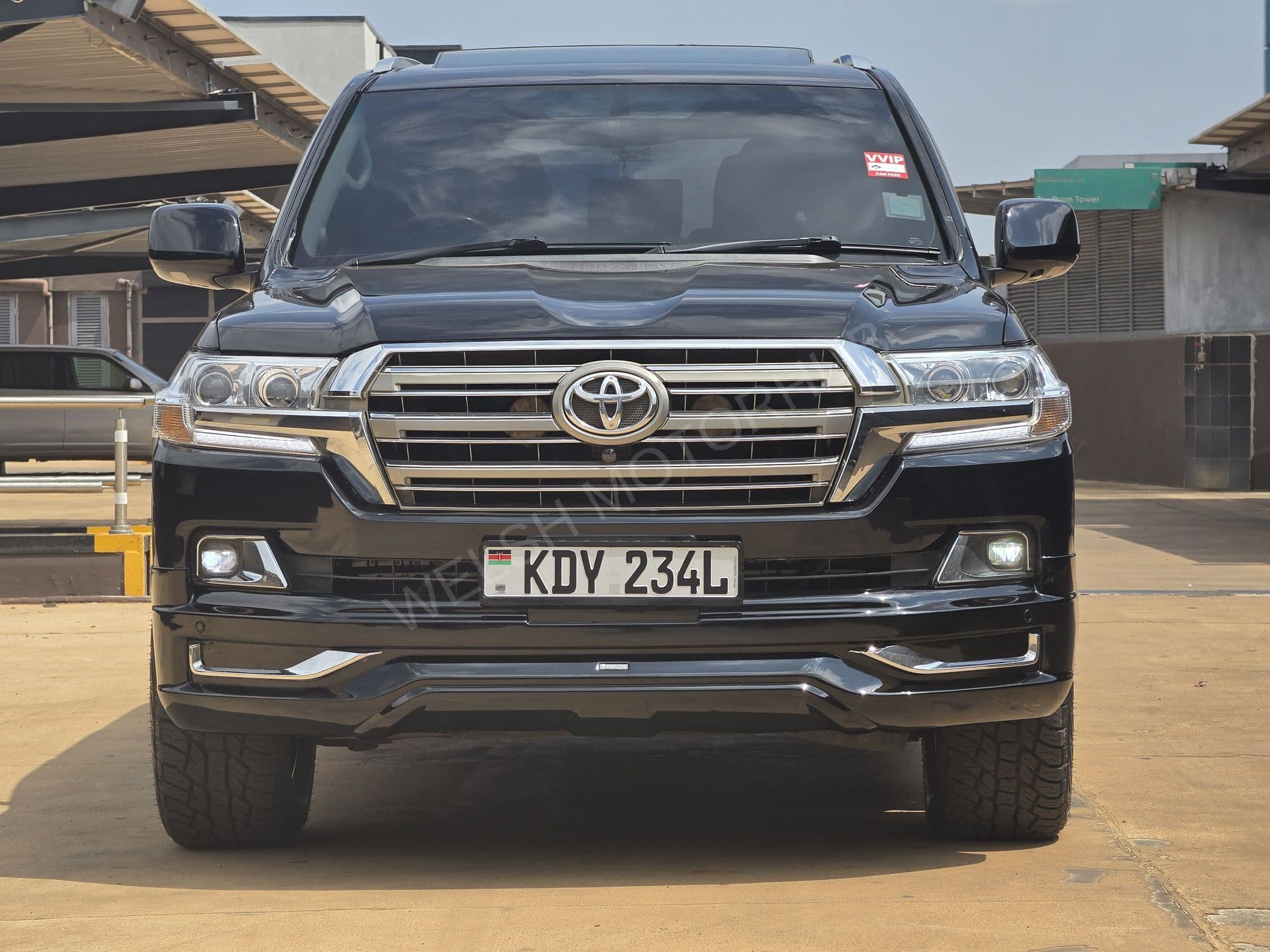 2011 Toyota Land Cruiser V8
