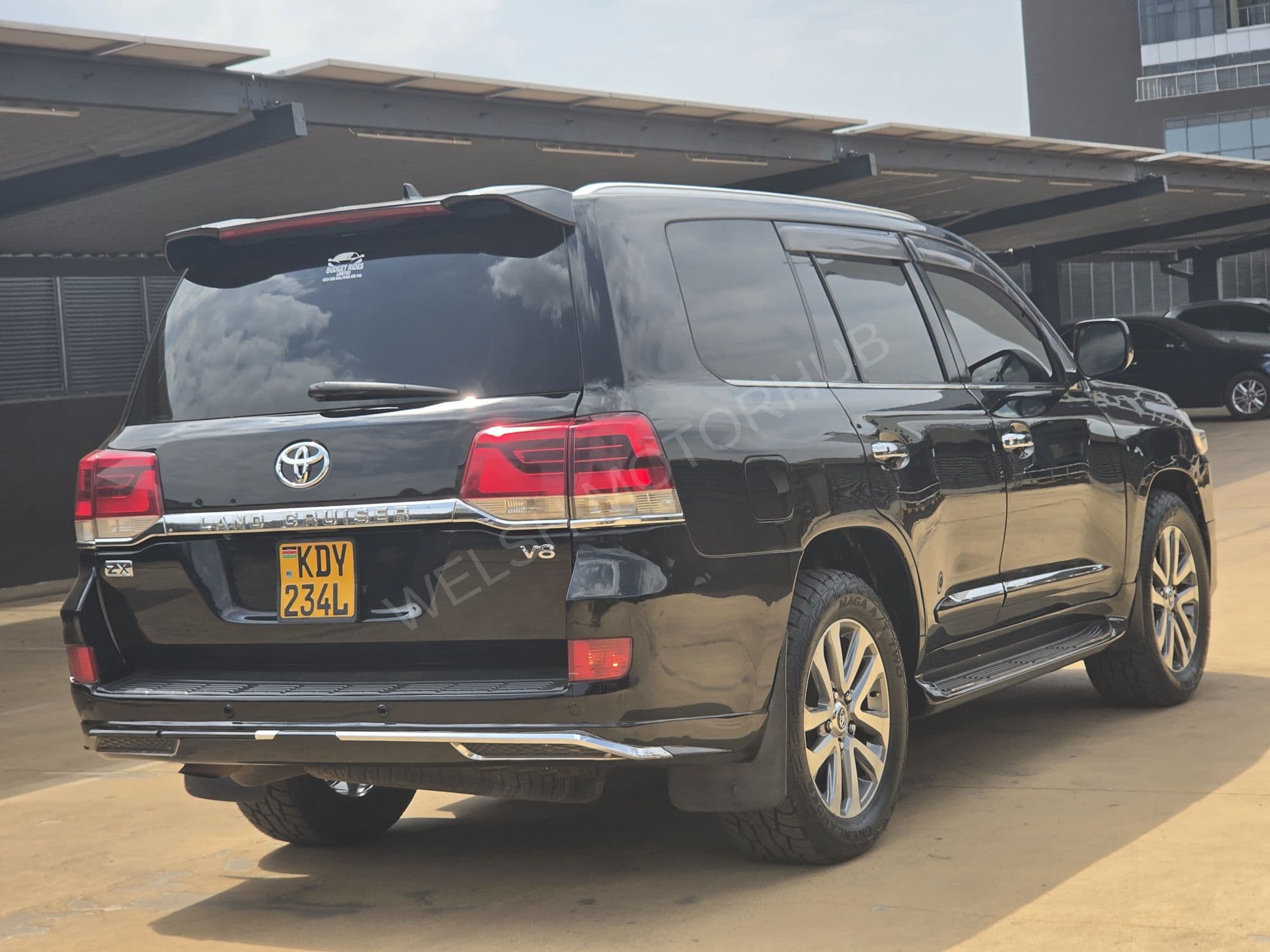 2011 Toyota Land Cruiser V8 4.6L Petrol SUV, photo 3