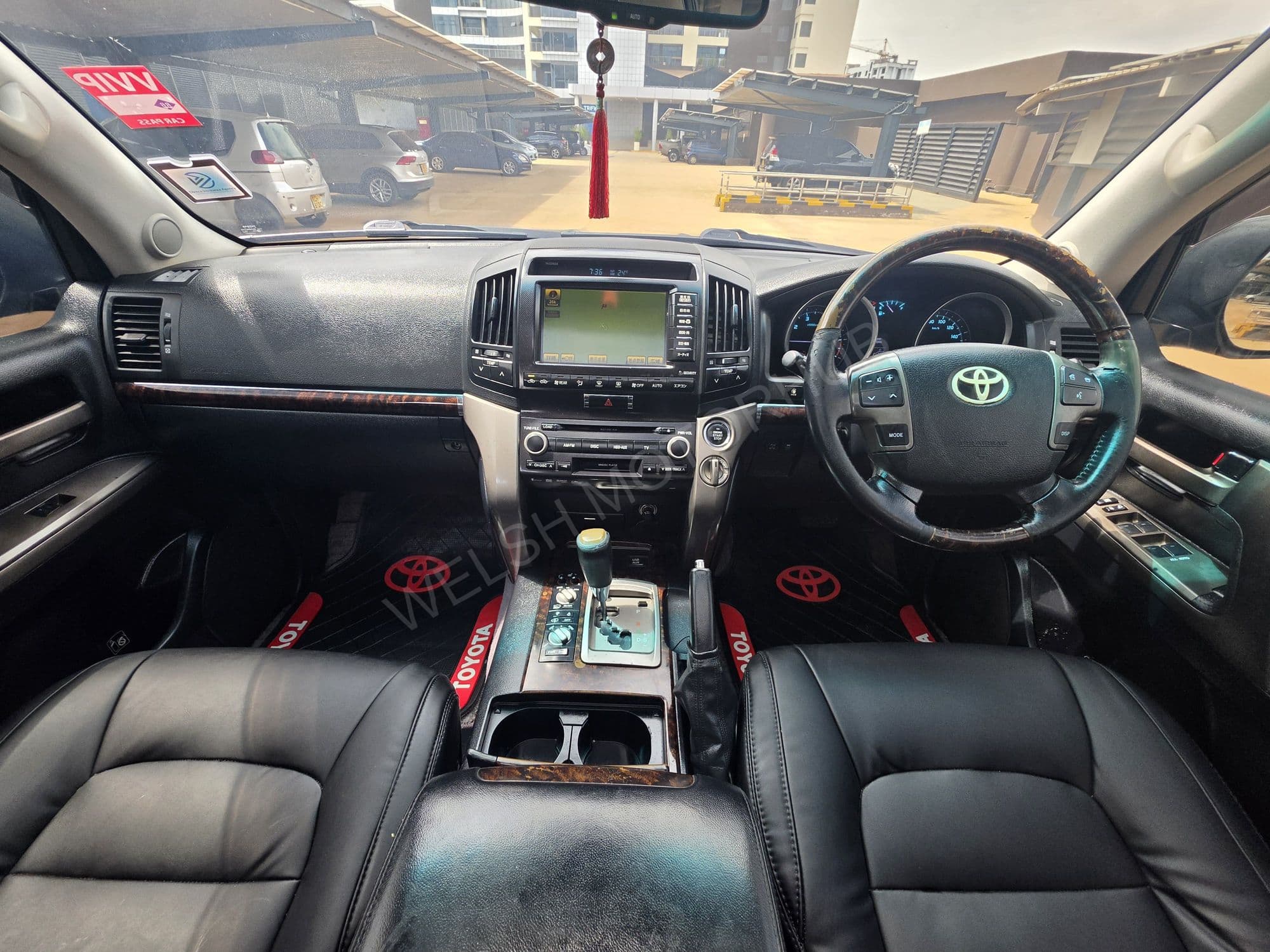 2011 Toyota Land Cruiser V8 4.6L Petrol SUV, photo 13