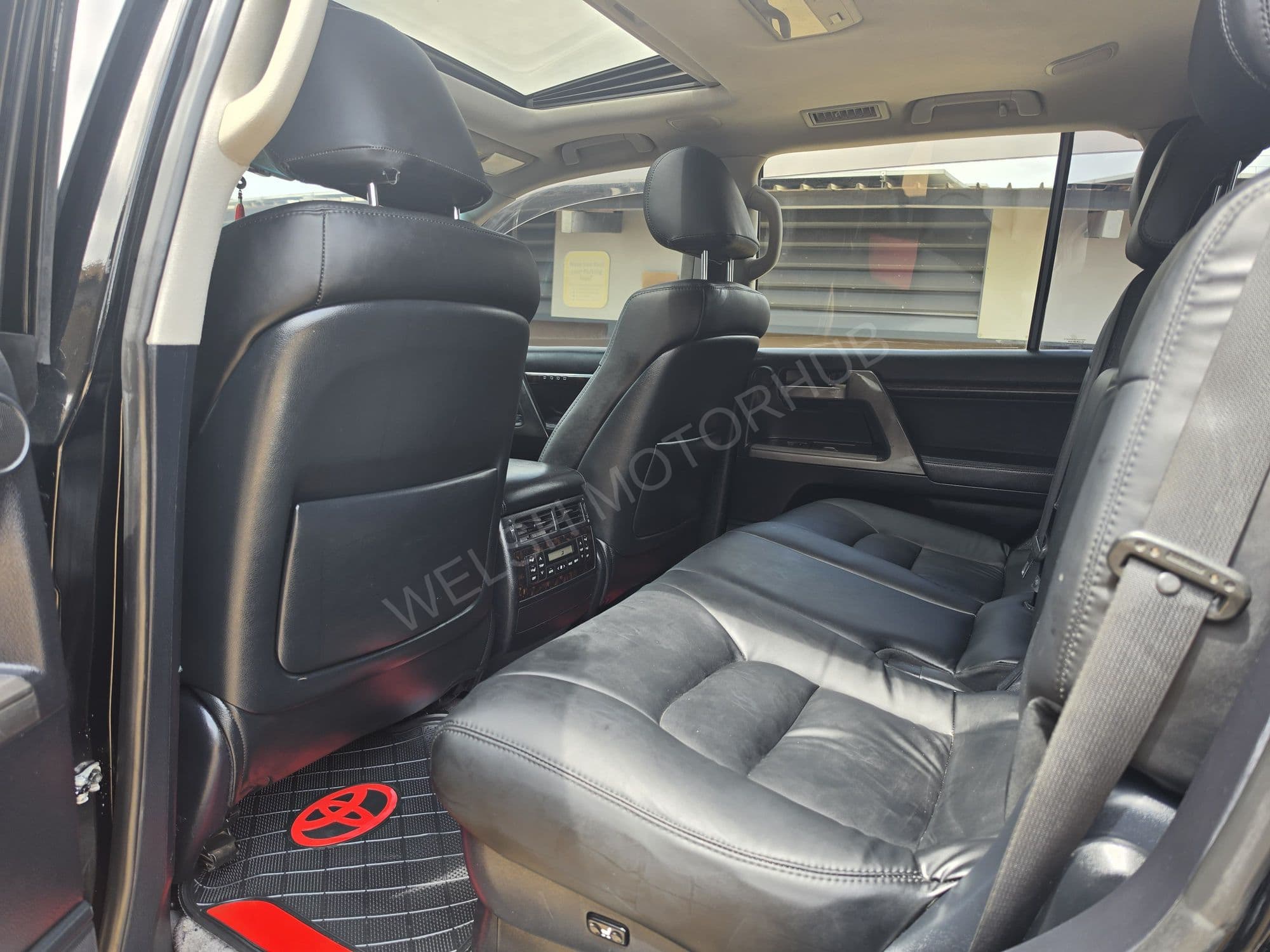 2011 Toyota Land Cruiser V8 4.6L Petrol SUV, photo 12