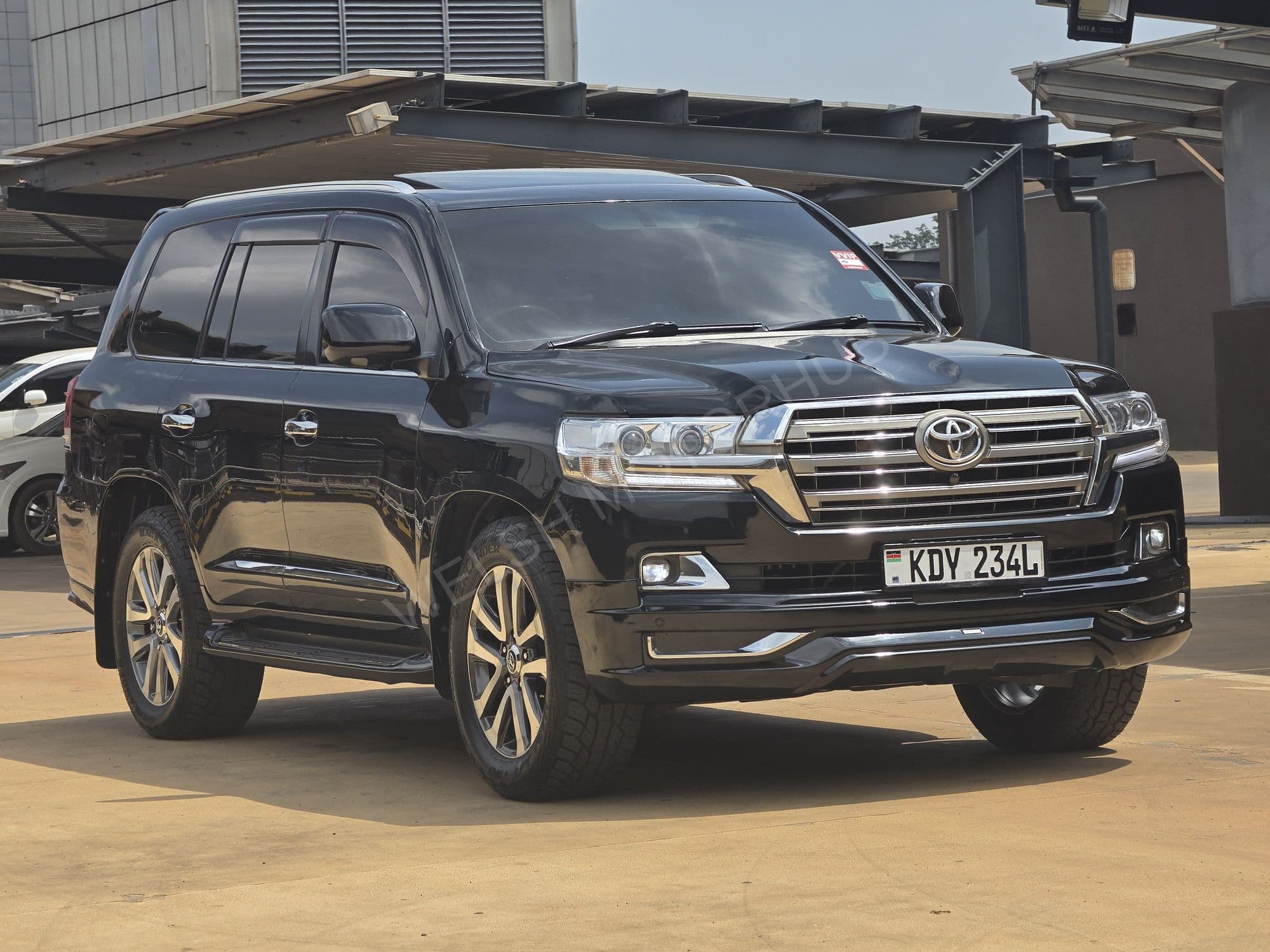 2011 Toyota Land Cruiser V8 4.6L Petrol SUV, photo 2