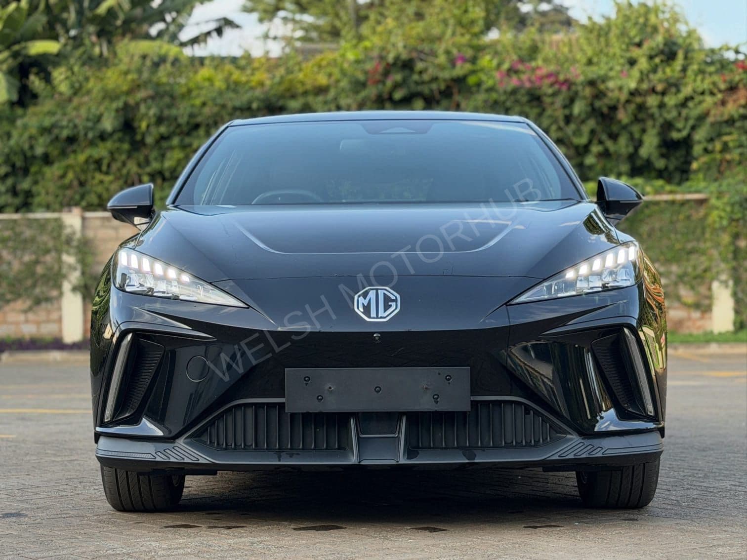 2022 MG 4 Electric Hatchback, main photo