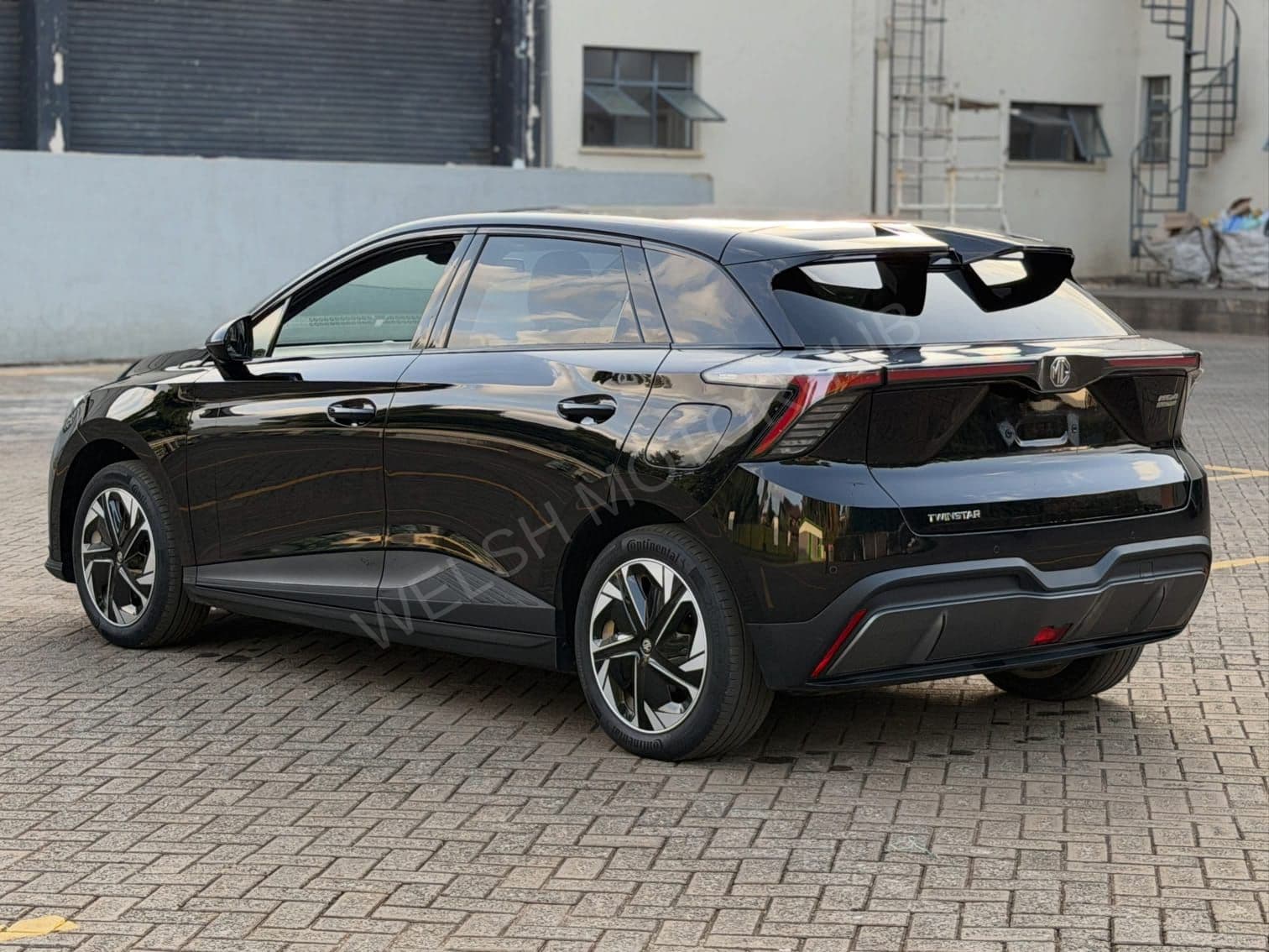 2022 MG 4 Electric Hatchback, photo 4