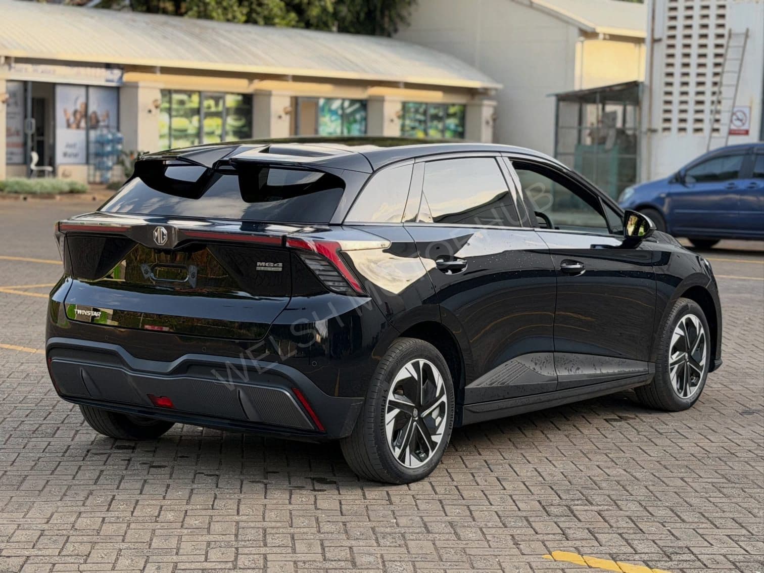 2022 MG 4 Electric Hatchback, photo 5