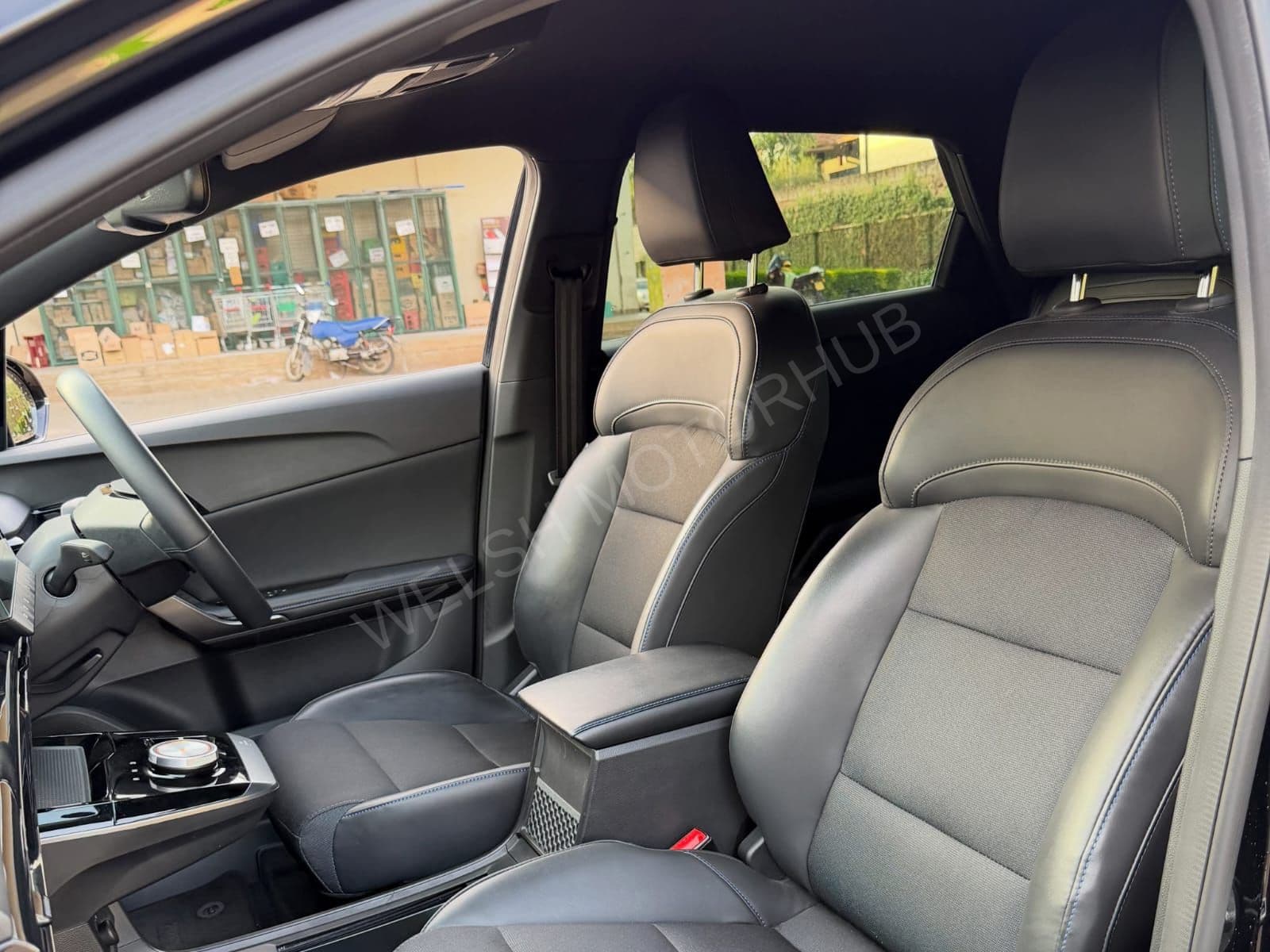 2022 MG 4 Electric Hatchback, photo 9