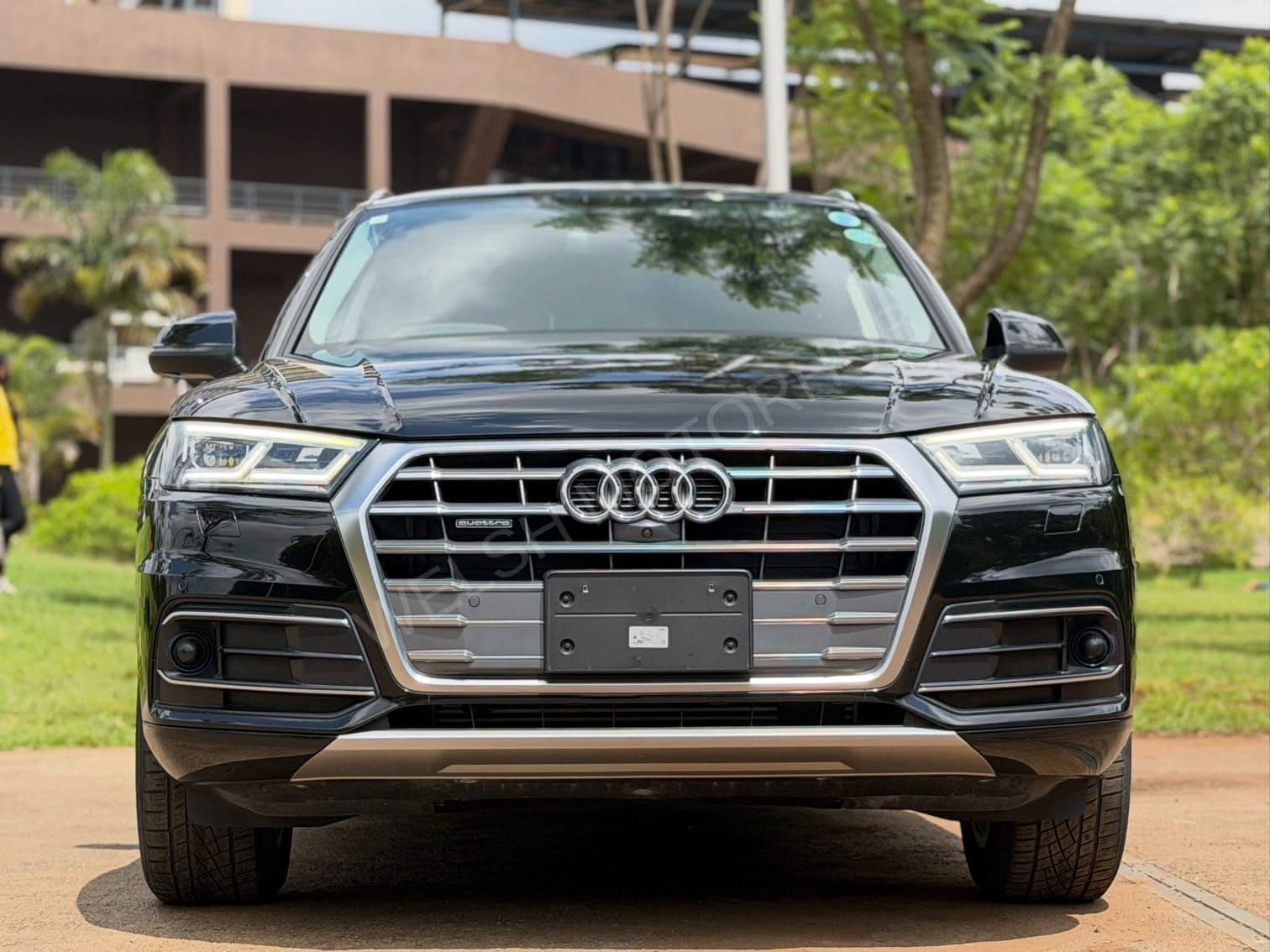 Audi Q5 ( B9 QUATTRO TFSI )