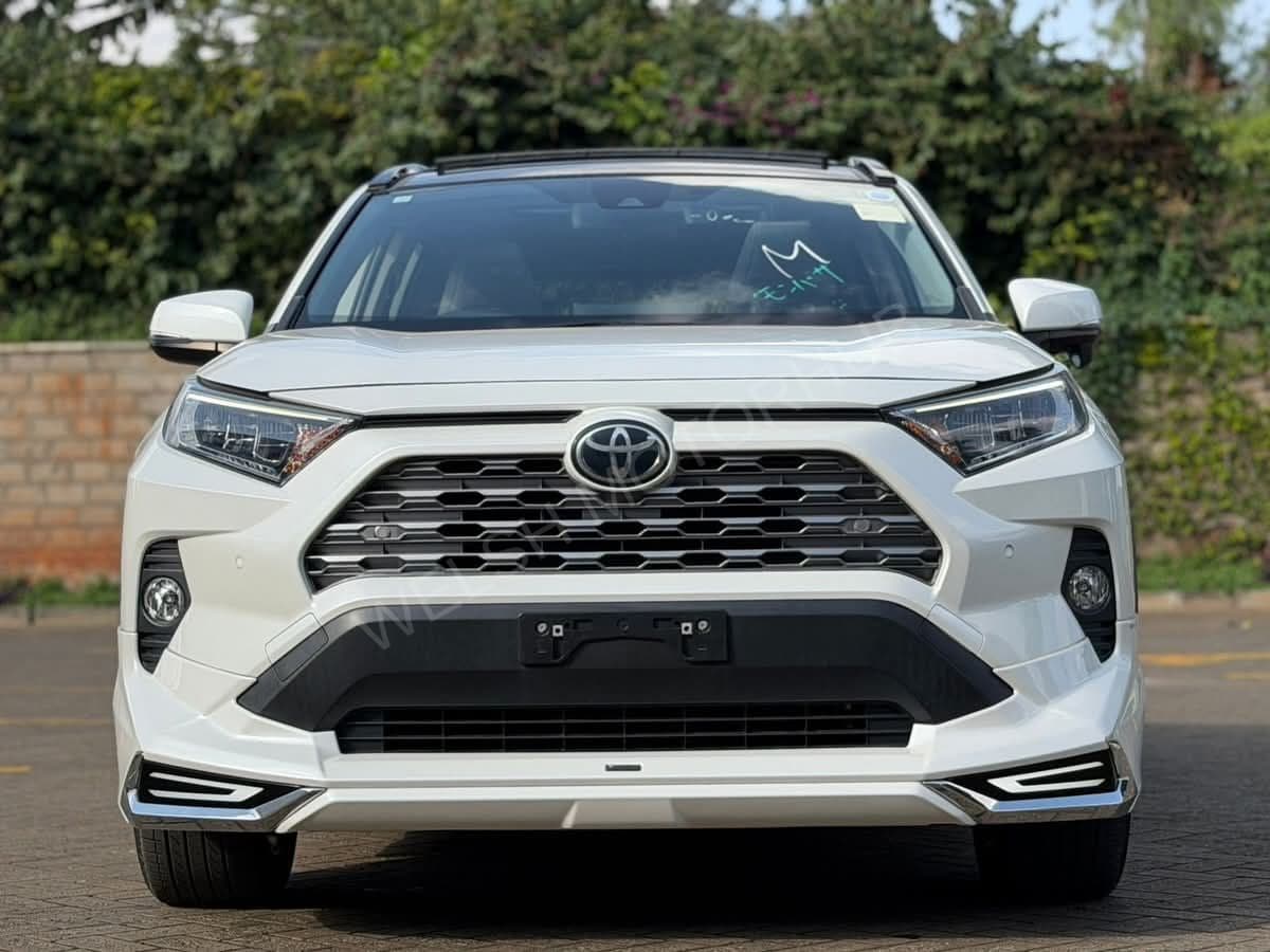 2021 Toyota RAV4 GZ PACKAGE 2L Petrol SUV, main photo