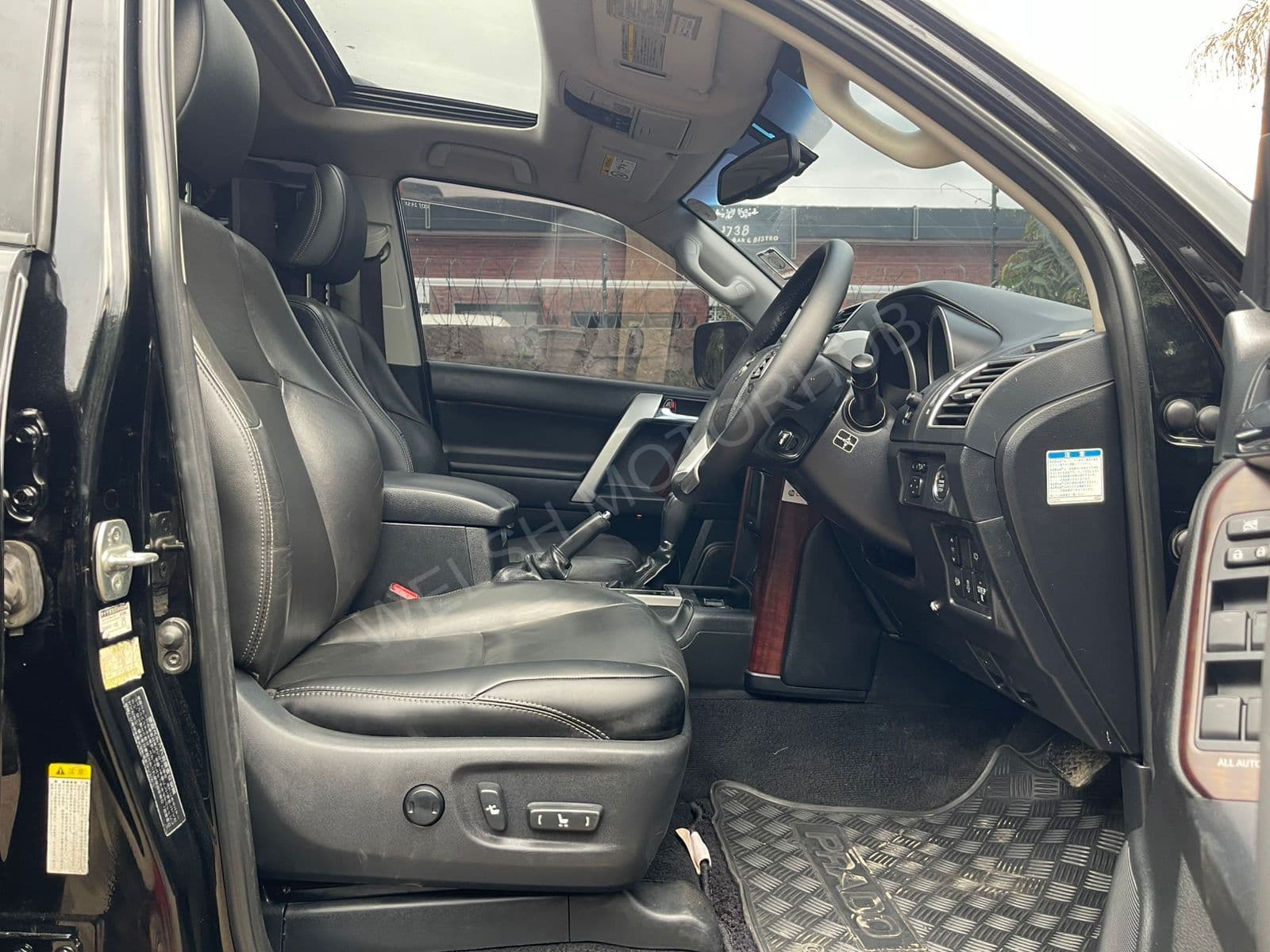 2016 Toyota Land Cruiser Prado TZG 2.8L Diesel SUV, photo 9