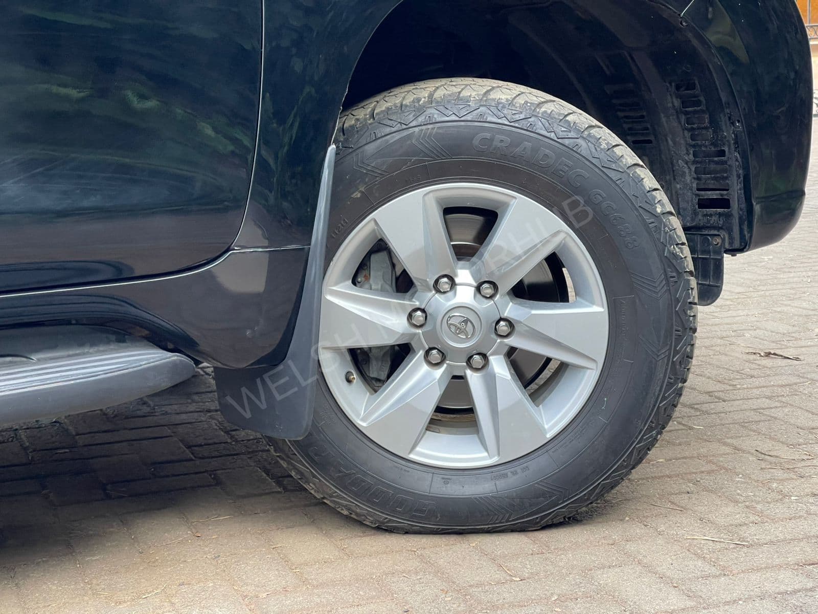 2011 Toyota Land Cruiser Prado J150 2.7L Petrol SUV, photo 5