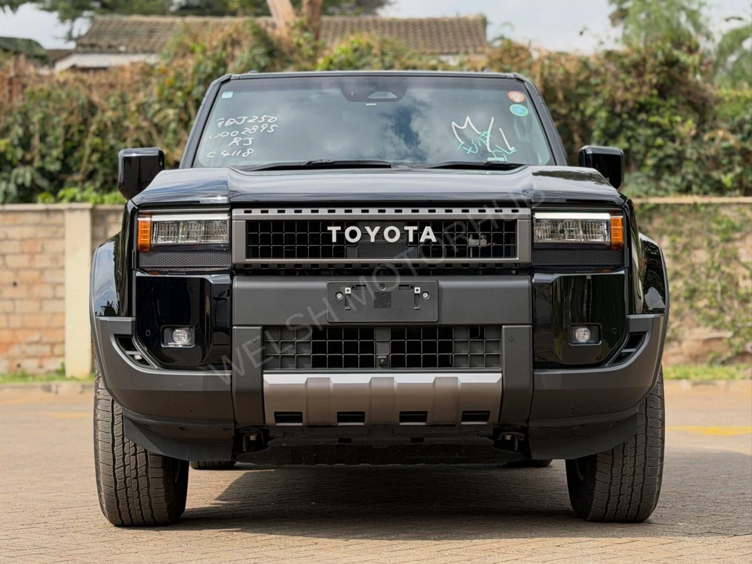 2024 Toyota Land Cruiser Prado VX J150