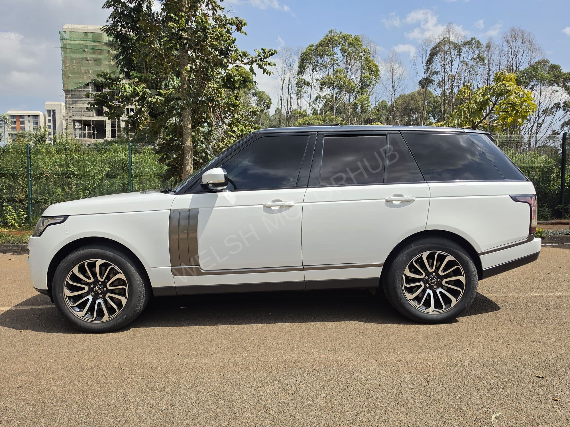 2013 Range Rover Vogue 3L Diesel SUV, photo 6