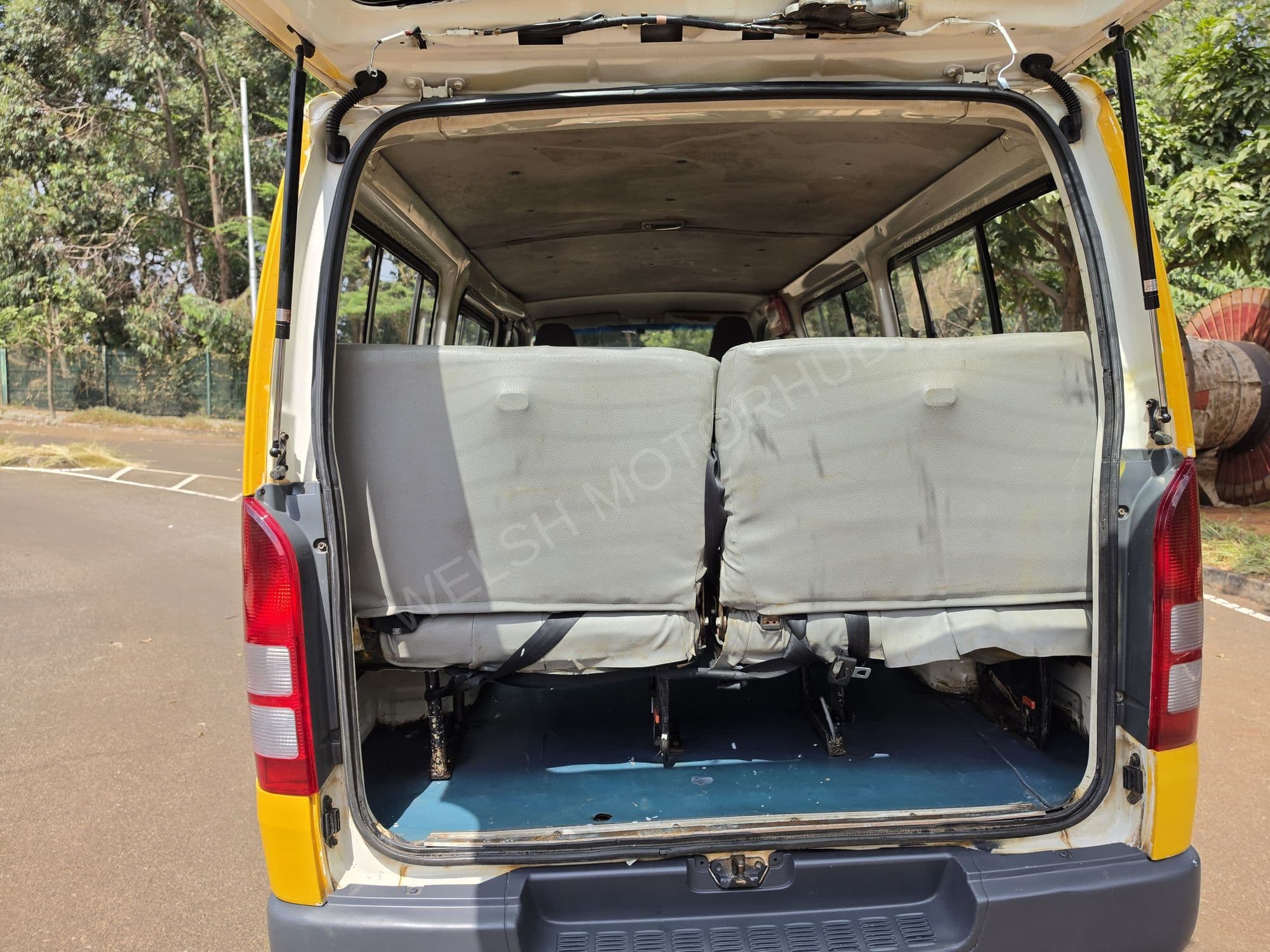 2005 Toyota Hiace 7L 3L Diesel MPV, photo 9