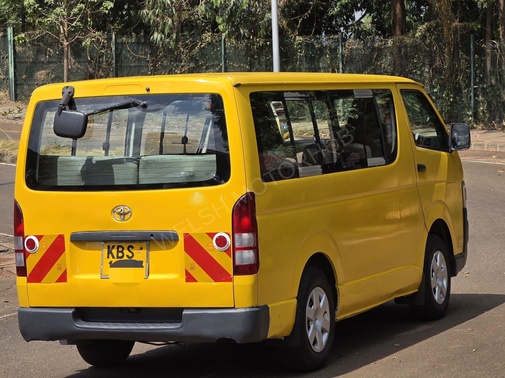 2005 Toyota Hiace 7L 3L Diesel MPV, photo 5