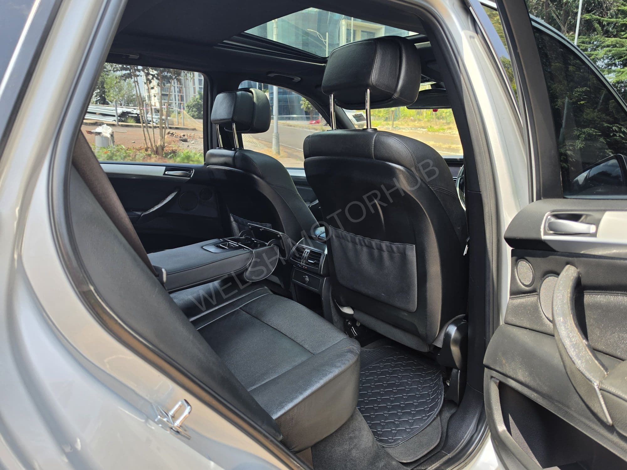 2010 BMW X5 3L Petrol SUV, photo 12