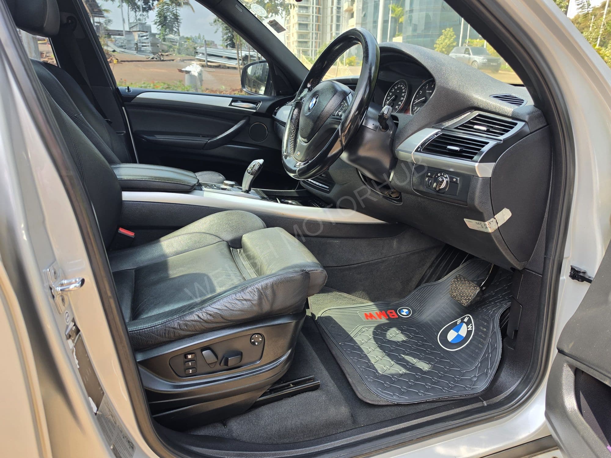 2010 BMW X5 3L Petrol SUV, photo 11