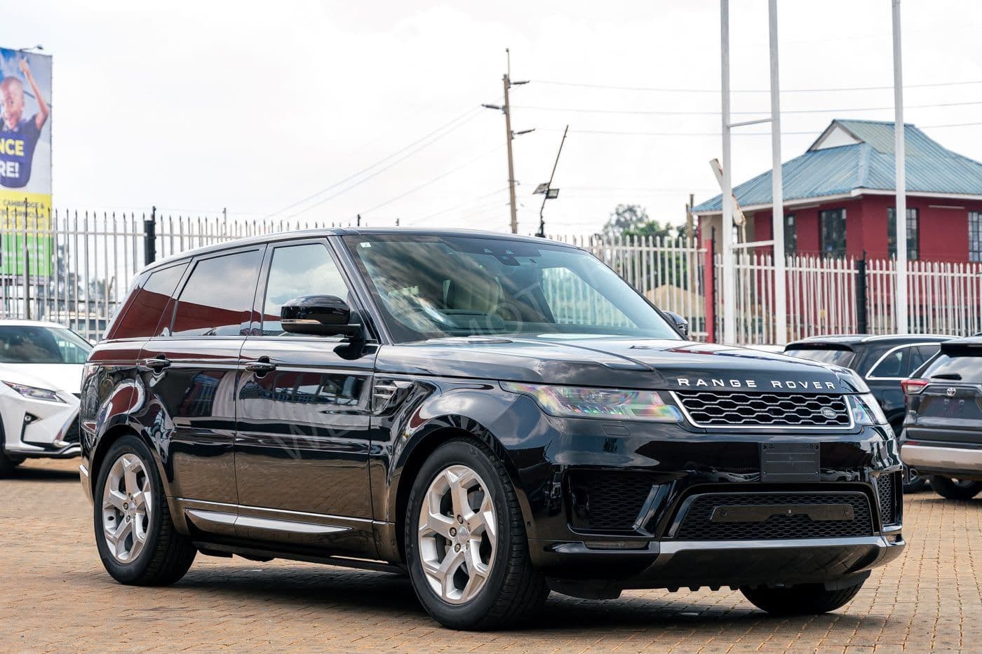 2019 Range Rover Sport HSE Diesel SUV, photo 2