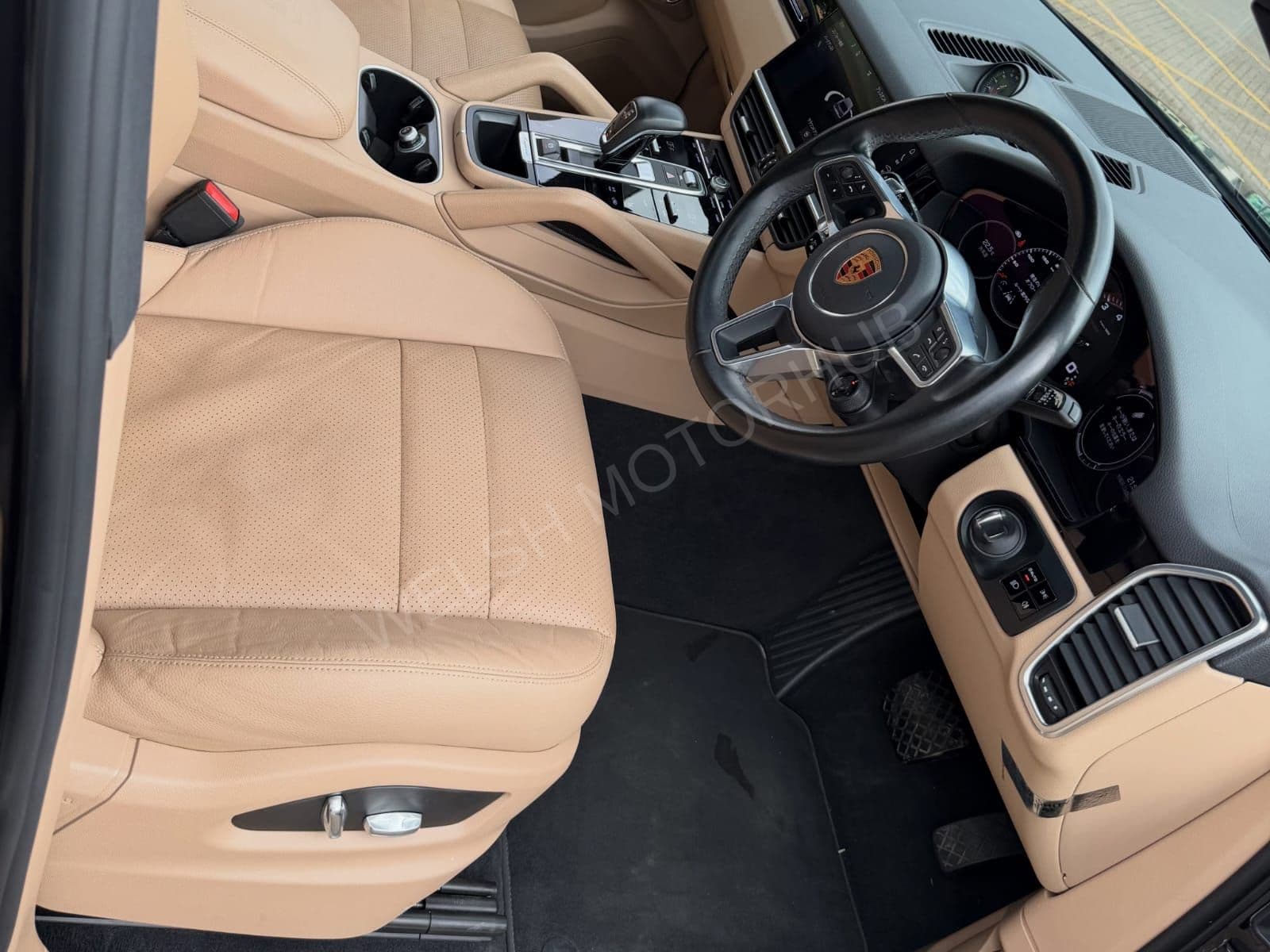 2019 Porsche Cayenne E3 Sports Chrono 3L Petrol SUV, photo 9