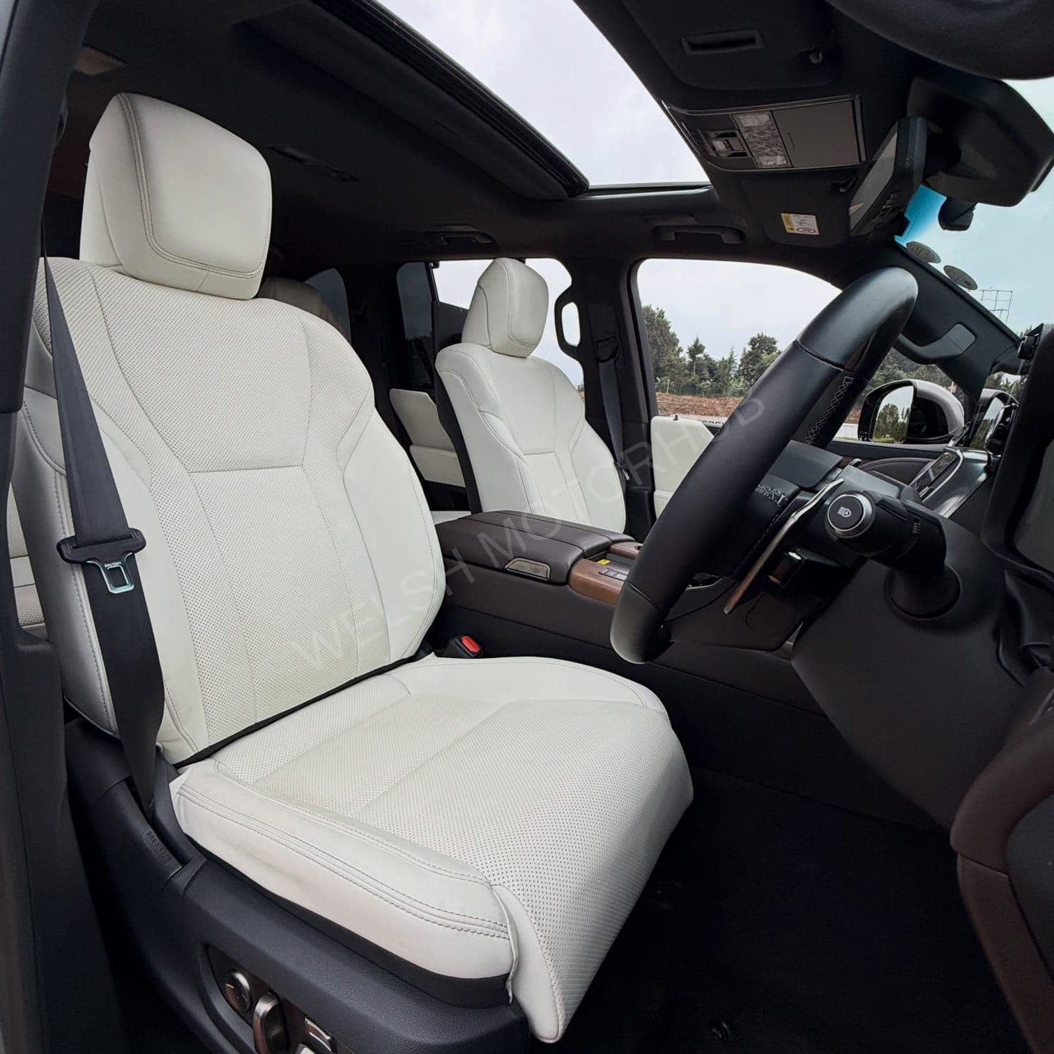 2023 Lexus LX600 3.5L Petrol SUV, photo 15