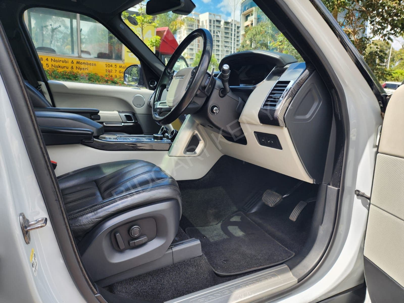 2016 Range Rover Vogue 3L Diesel SUV, photo 12