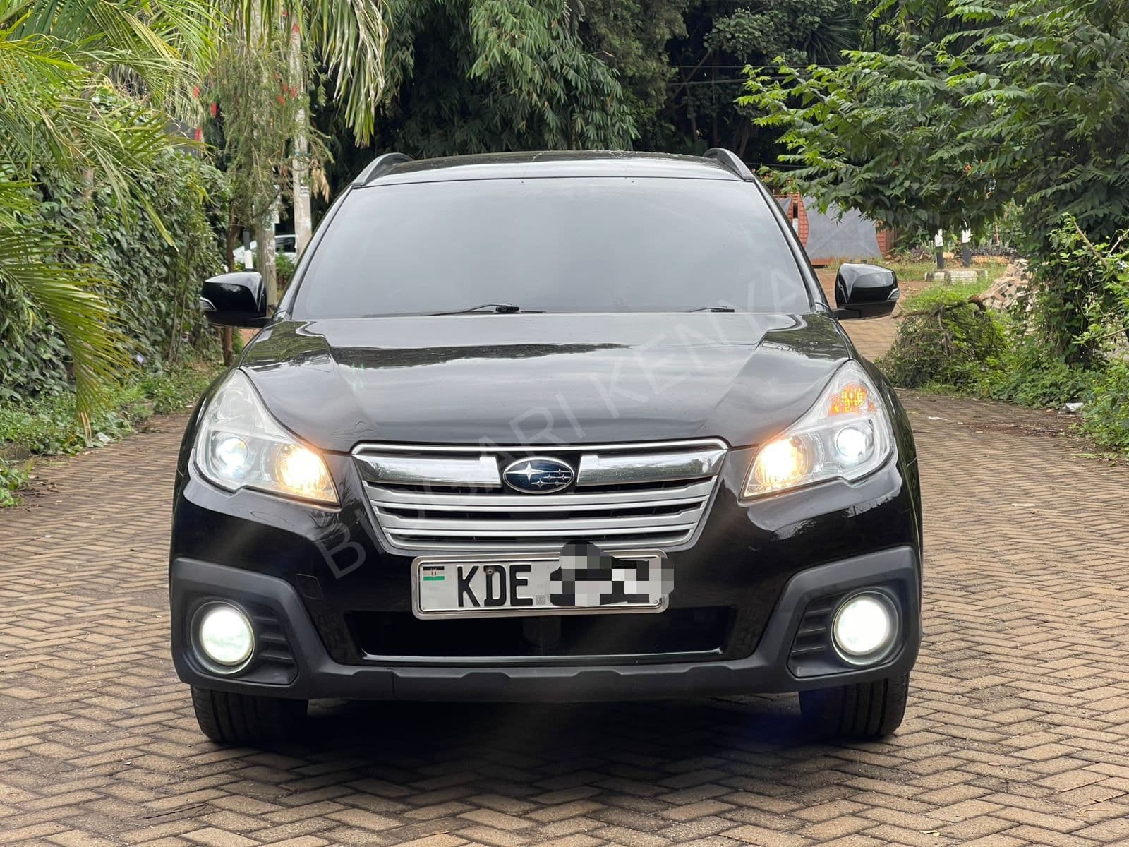 2014 Subaru Outback 2.5L Petrol, main photo