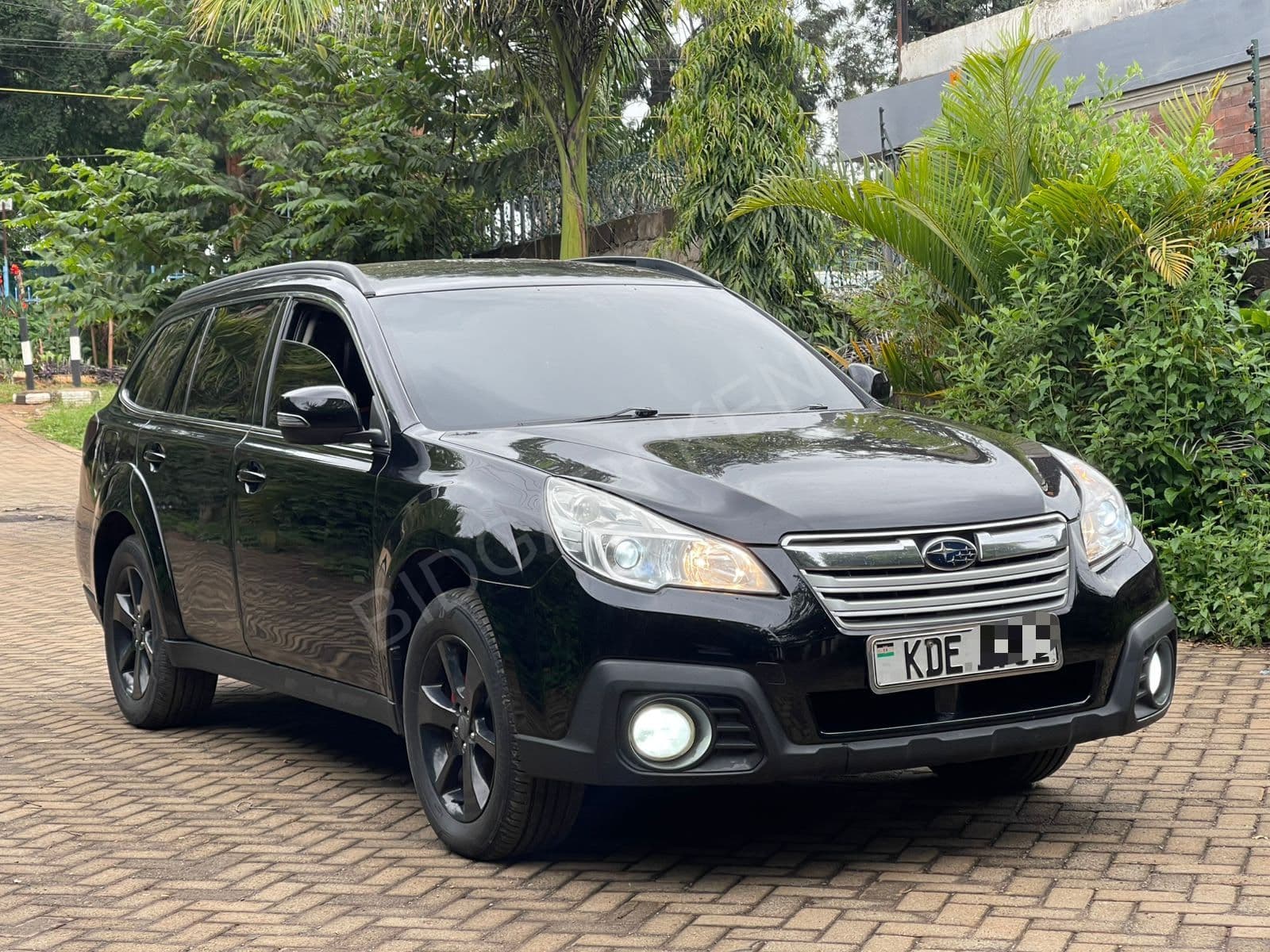 2014 Subaru Outback 2.5L Petrol, photo 3