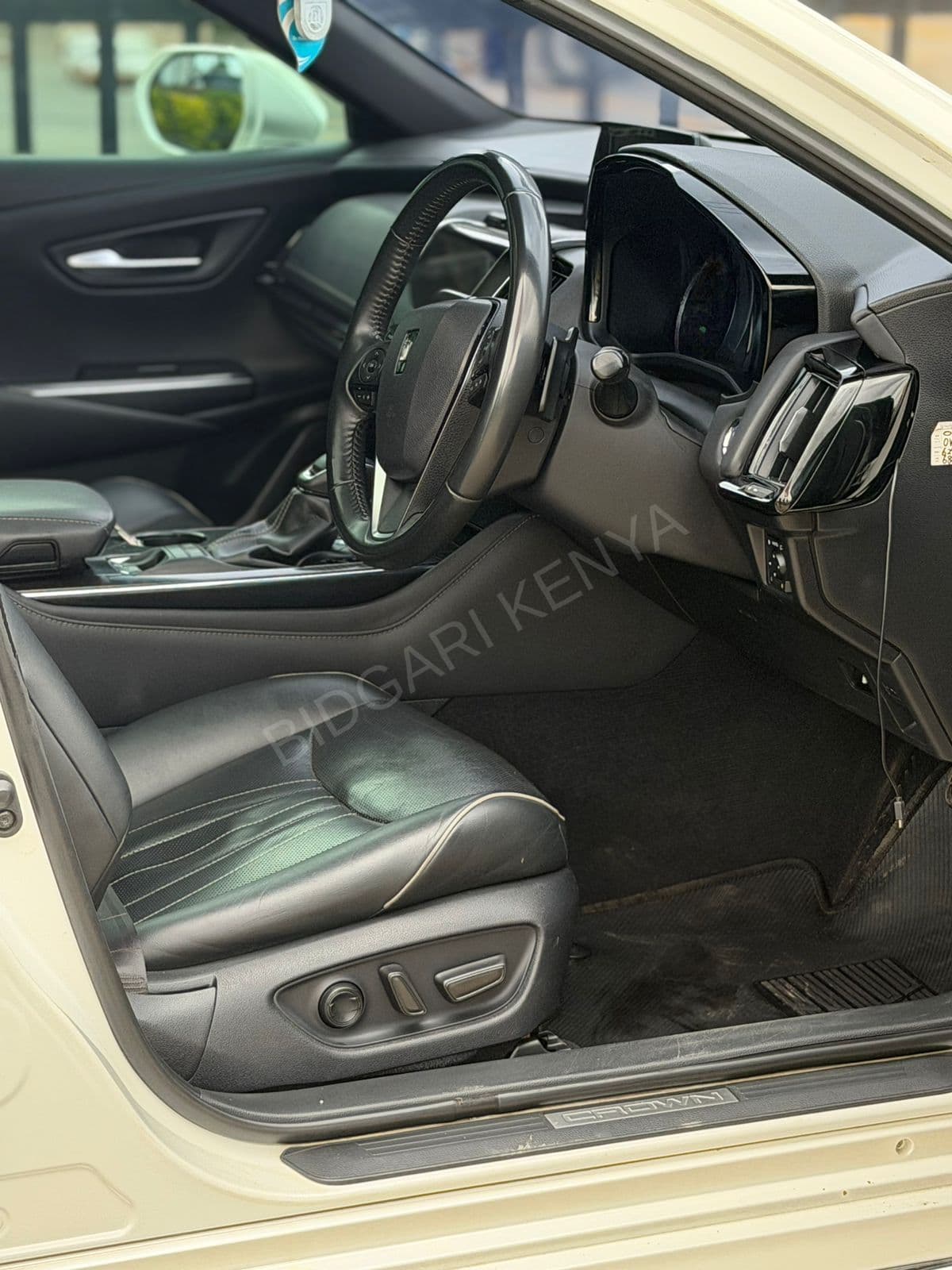 2020 Toyota Crown Rs Hybrid Sedan, photo 8