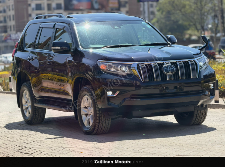 Toyota Land Cruiser ( Prado TX-L )