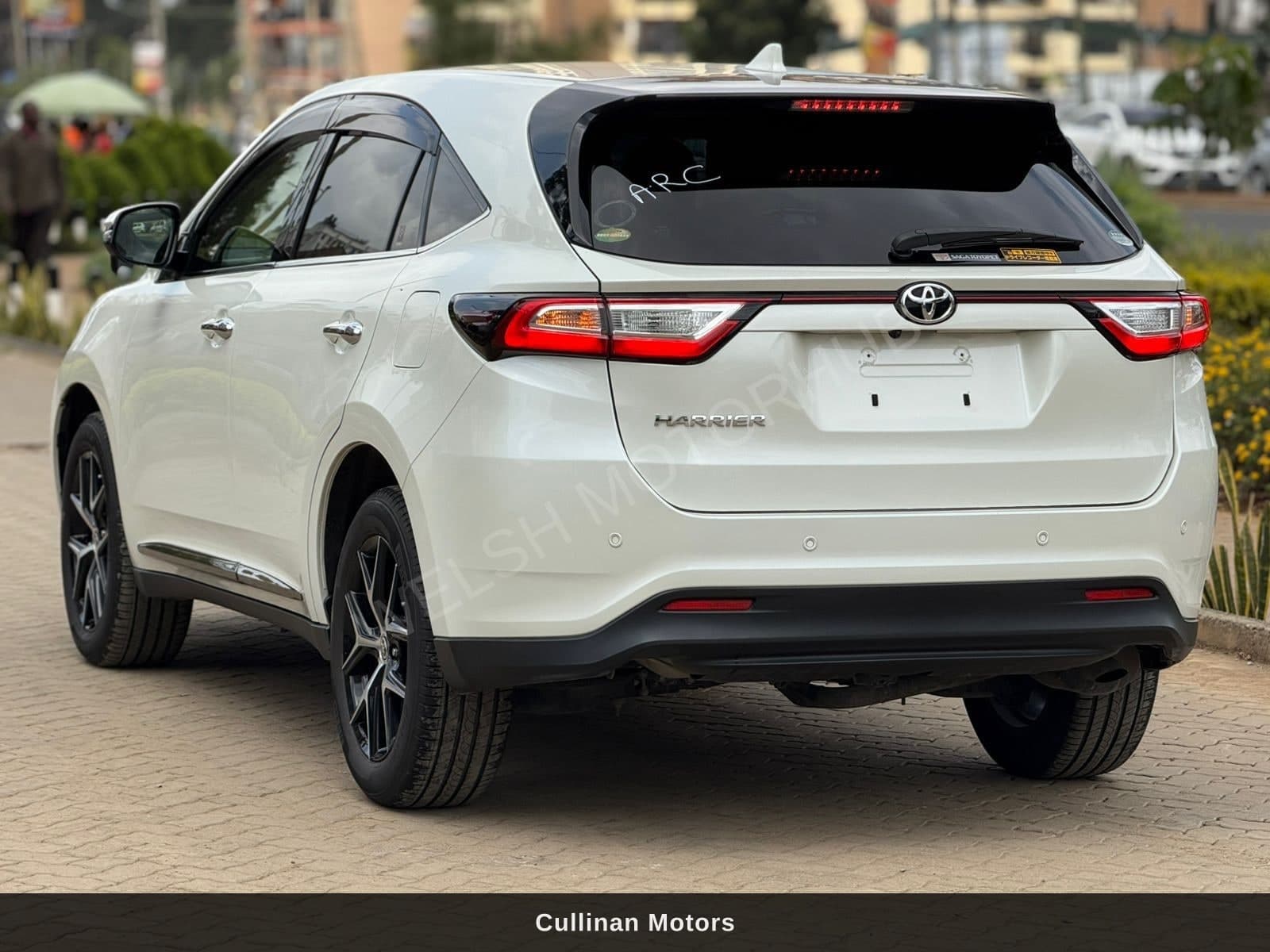 2020 Toyota Harrier for Sale Kenya KSh 3.8M thumbnail 7