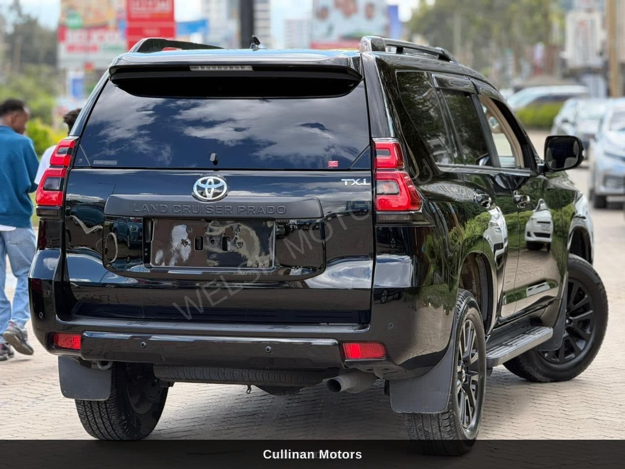 2022 Toyota Land Cruiser Prado TX-L for Sale Kenya KSh 7M thumbnail 3