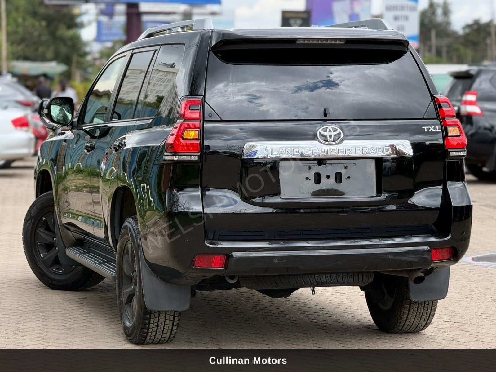 2019 Toyota Land Cruiser Prado TX-L for Sale Kenya KSh 7M photo 3