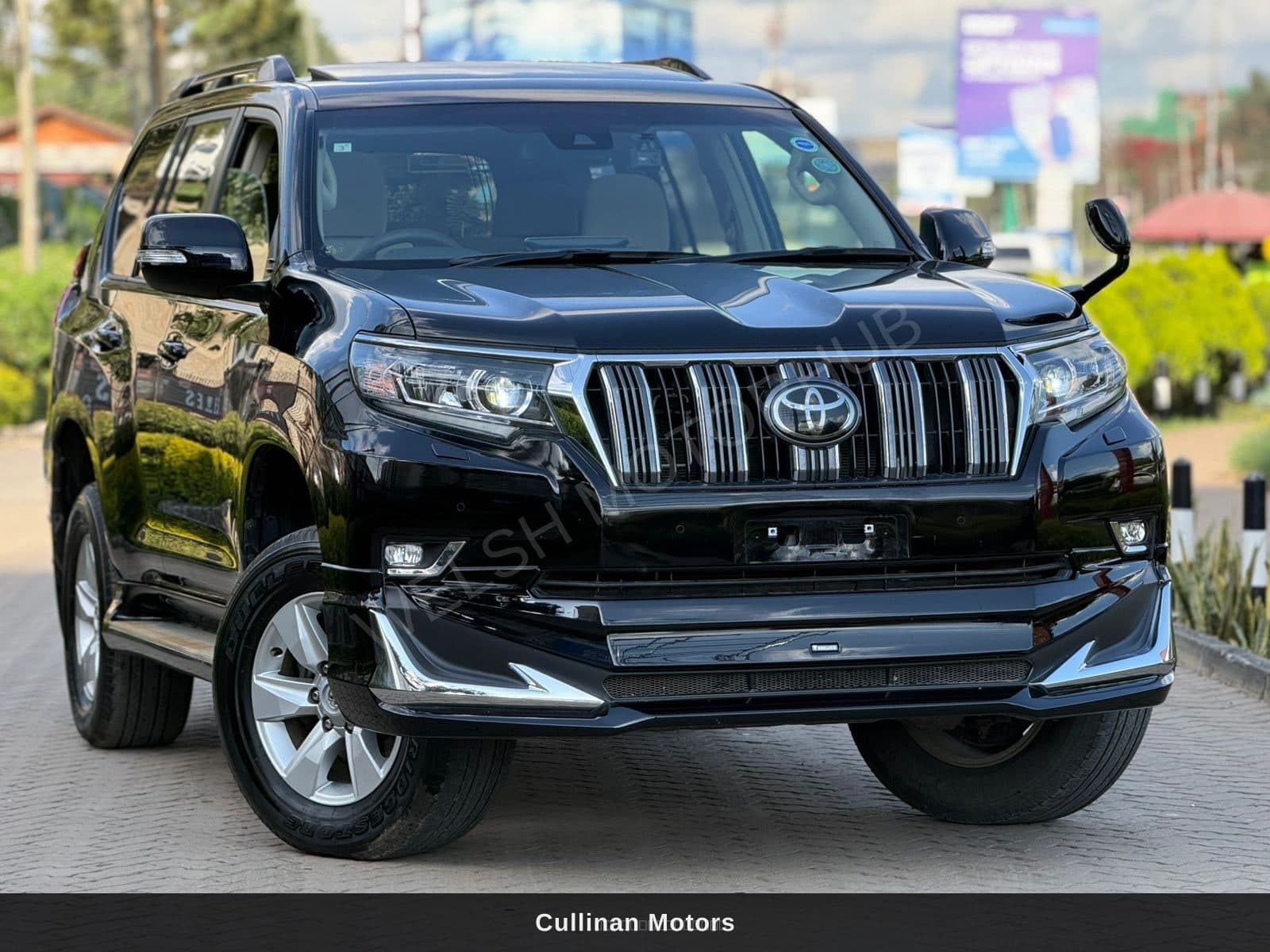 Toyota Land Cruiser ( Prado )