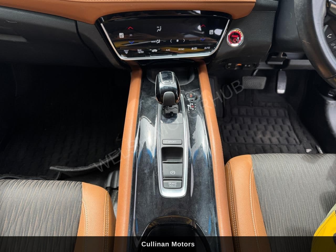 2018 Honda Vezel Z SENSING PACKAGE for Sale Kenya KSh 2.7M photo 10