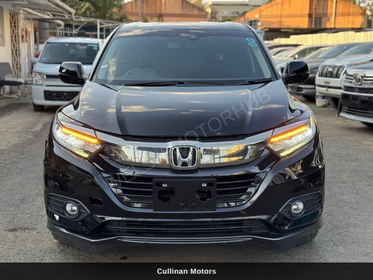 2019 Honda Vezel X SENSING for Sale Kenya KSh 2.7M photo 2