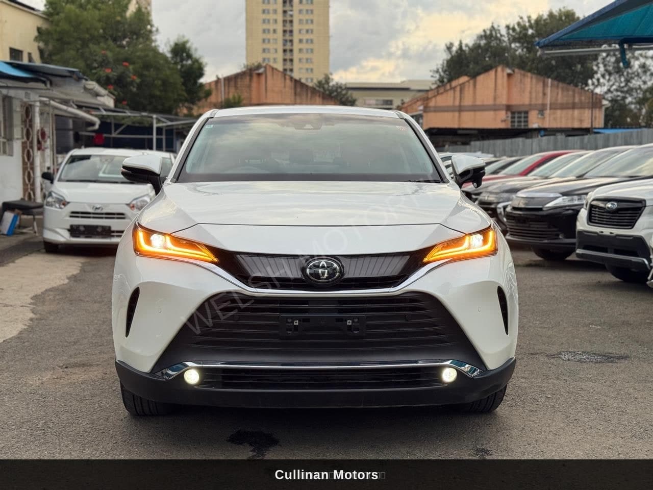 2020 Toyota Harrier Z for Sale Kenya KSh 4.7M photo 2
