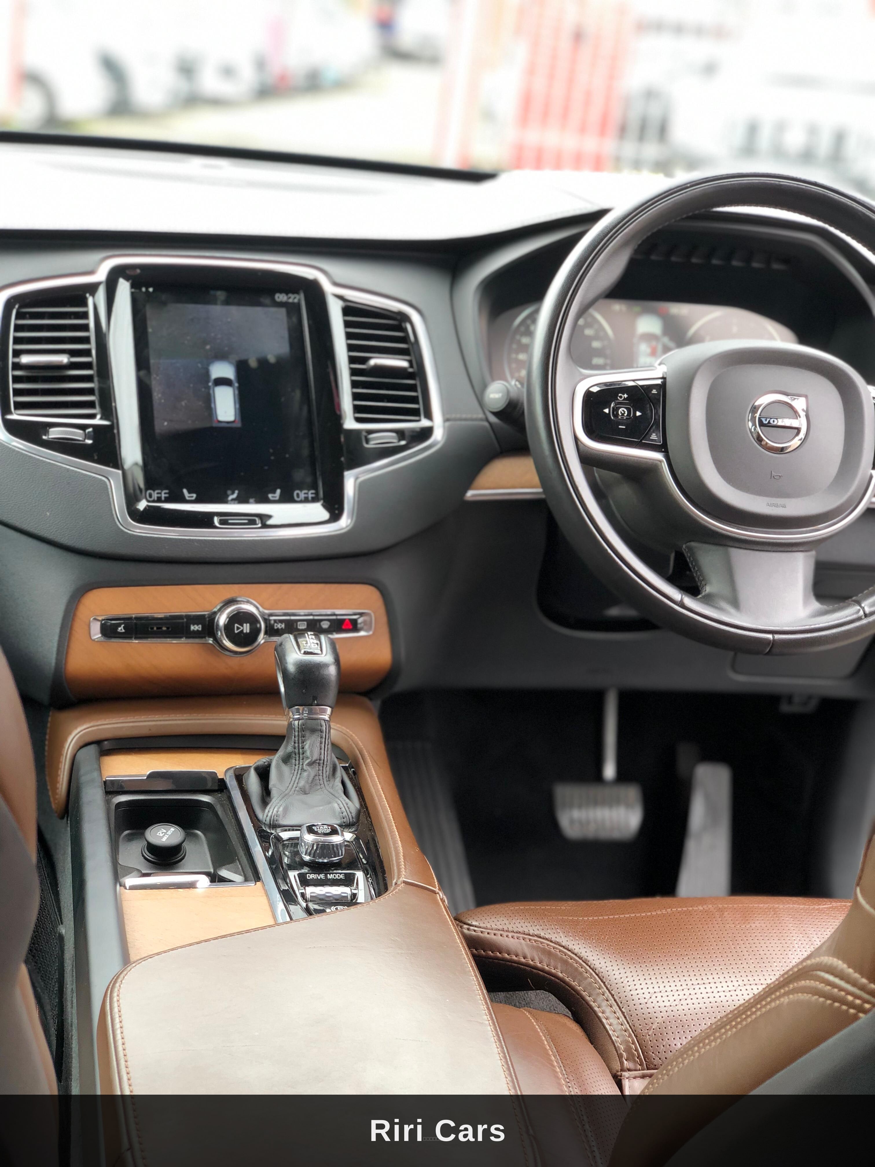 2018 Volvo XC90 Petrol SUV, photo 10