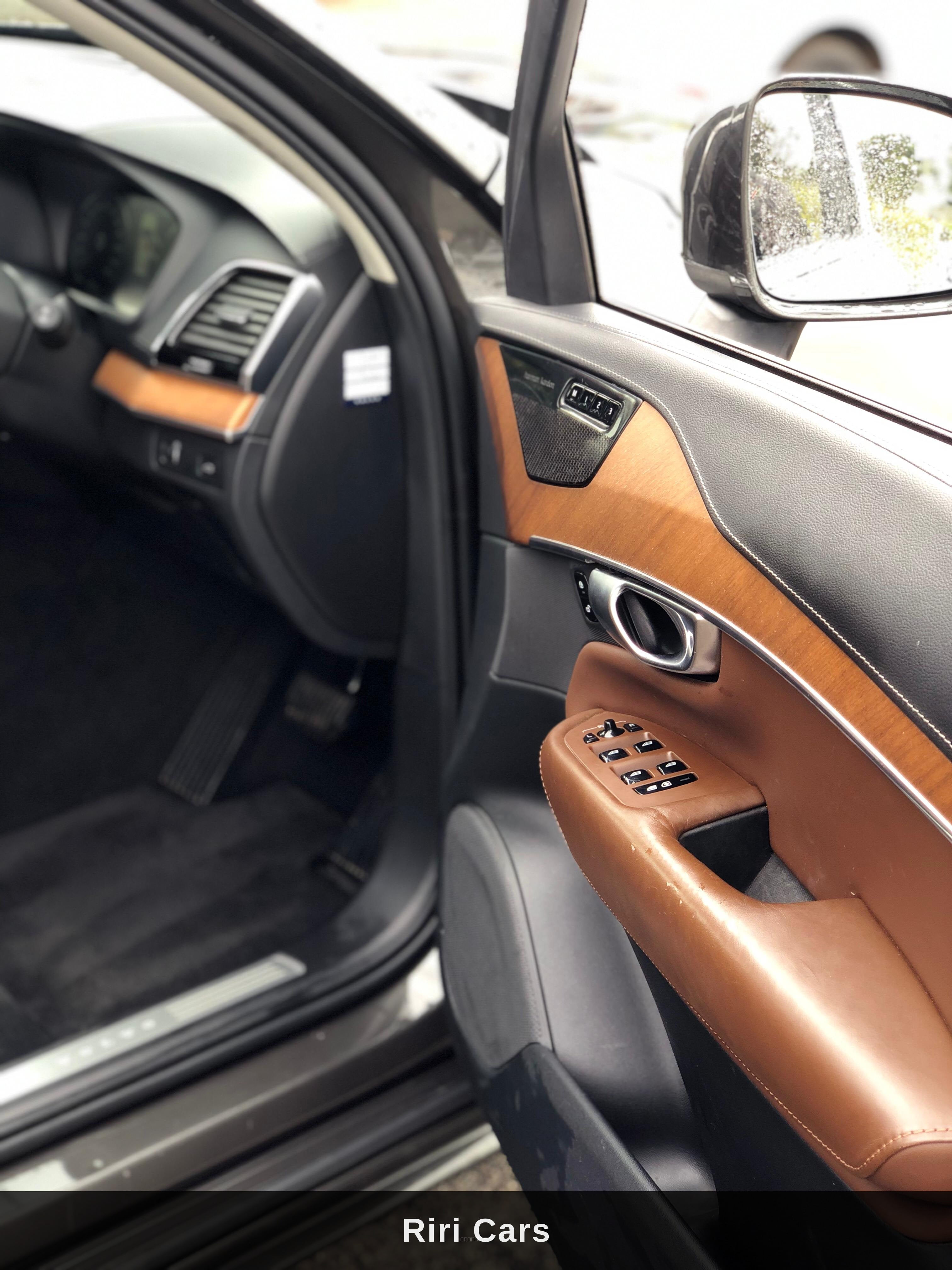 2018 Volvo XC90 Petrol SUV, photo 5